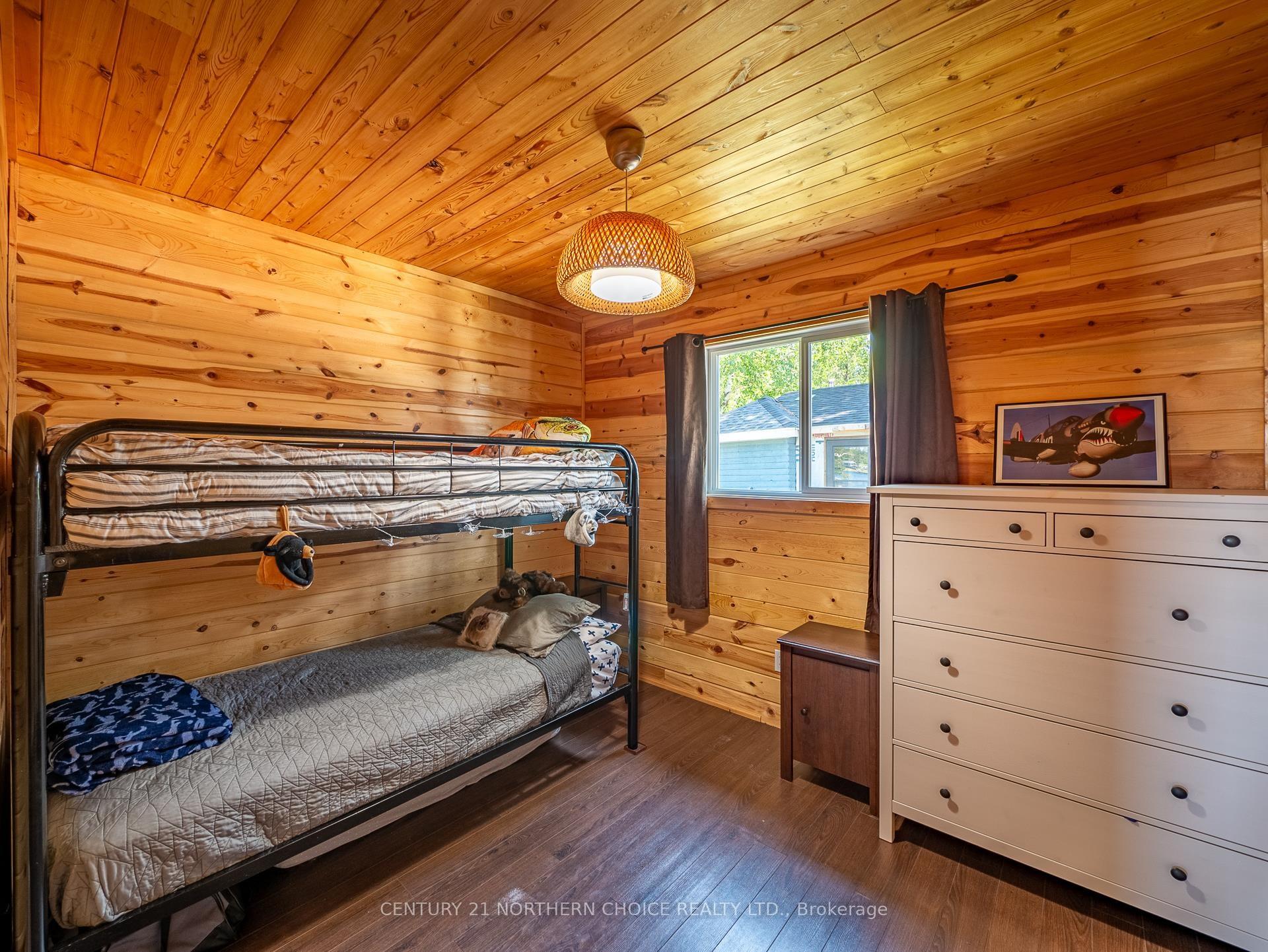 Photo 16 of Unit 4, 80 Bay Point Road, Kenora Remote Area, Lake of the Woods North — HOMEH