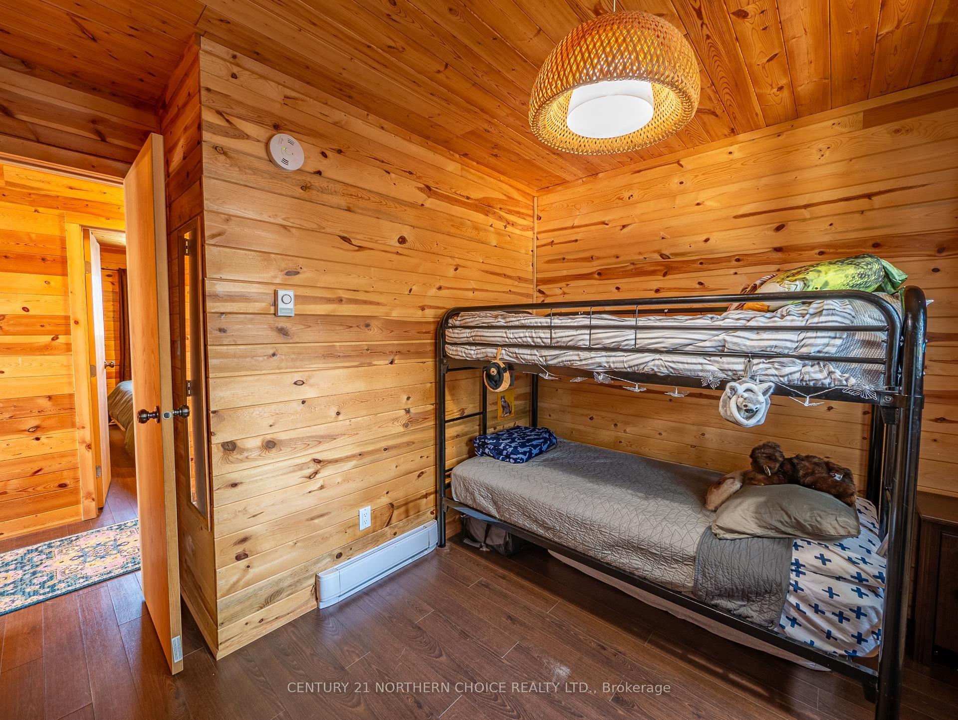 Photo 17 of Unit 4, 80 Bay Point Road, Kenora Remote Area, Lake of the Woods North — HOMEH