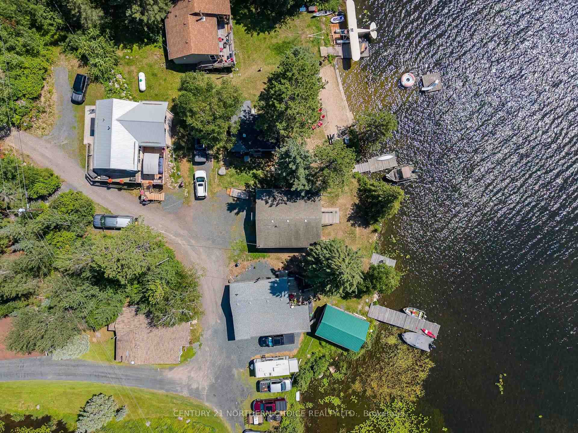 Photo 35 of Unit 4, 80 Bay Point Road, Kenora Remote Area, Lake of the Woods North — HOMEH