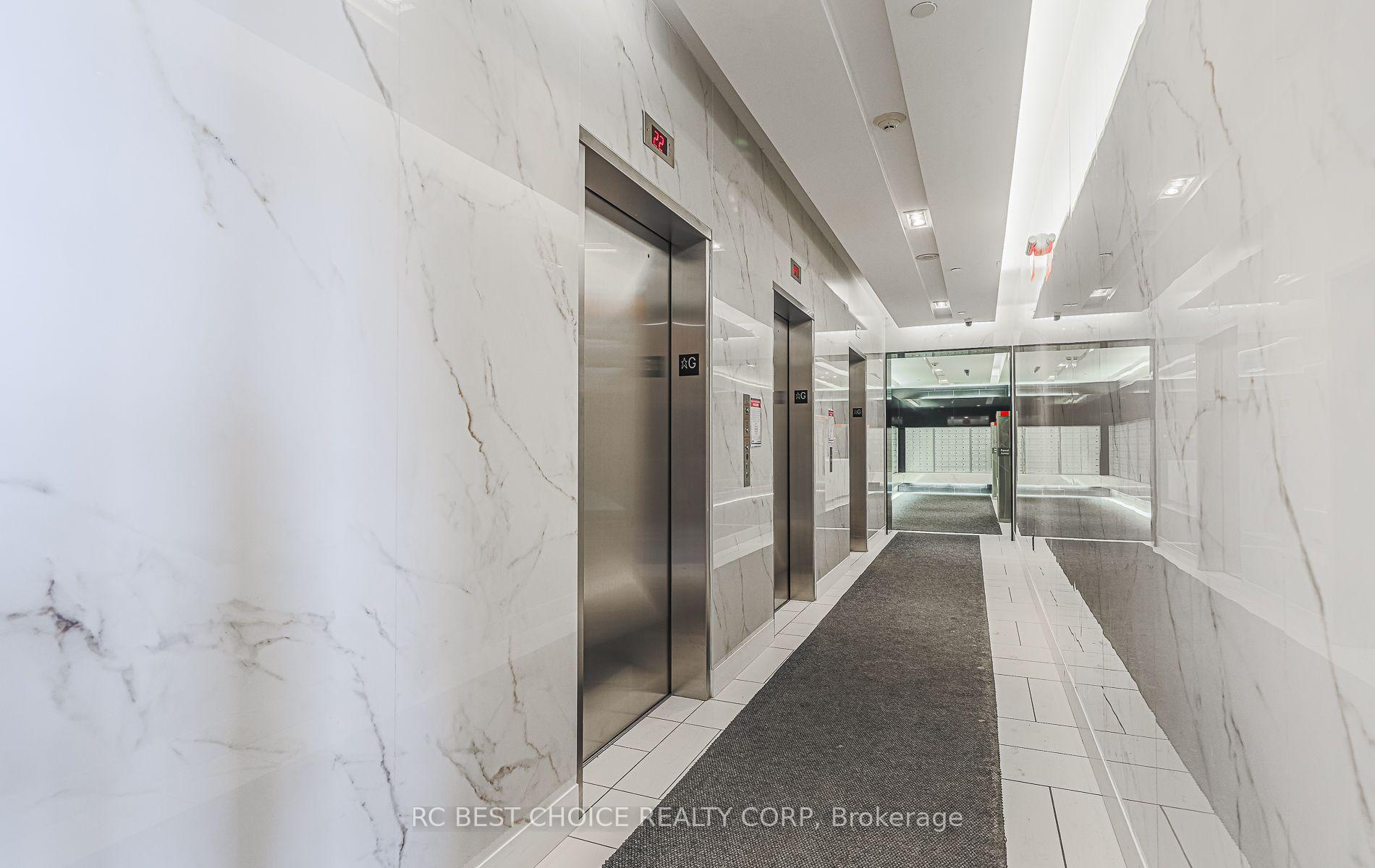 Photo 6 of Unit 1501, 21 Iceboat Terrace N, Toronto, Waterfront Communities — HOMEH