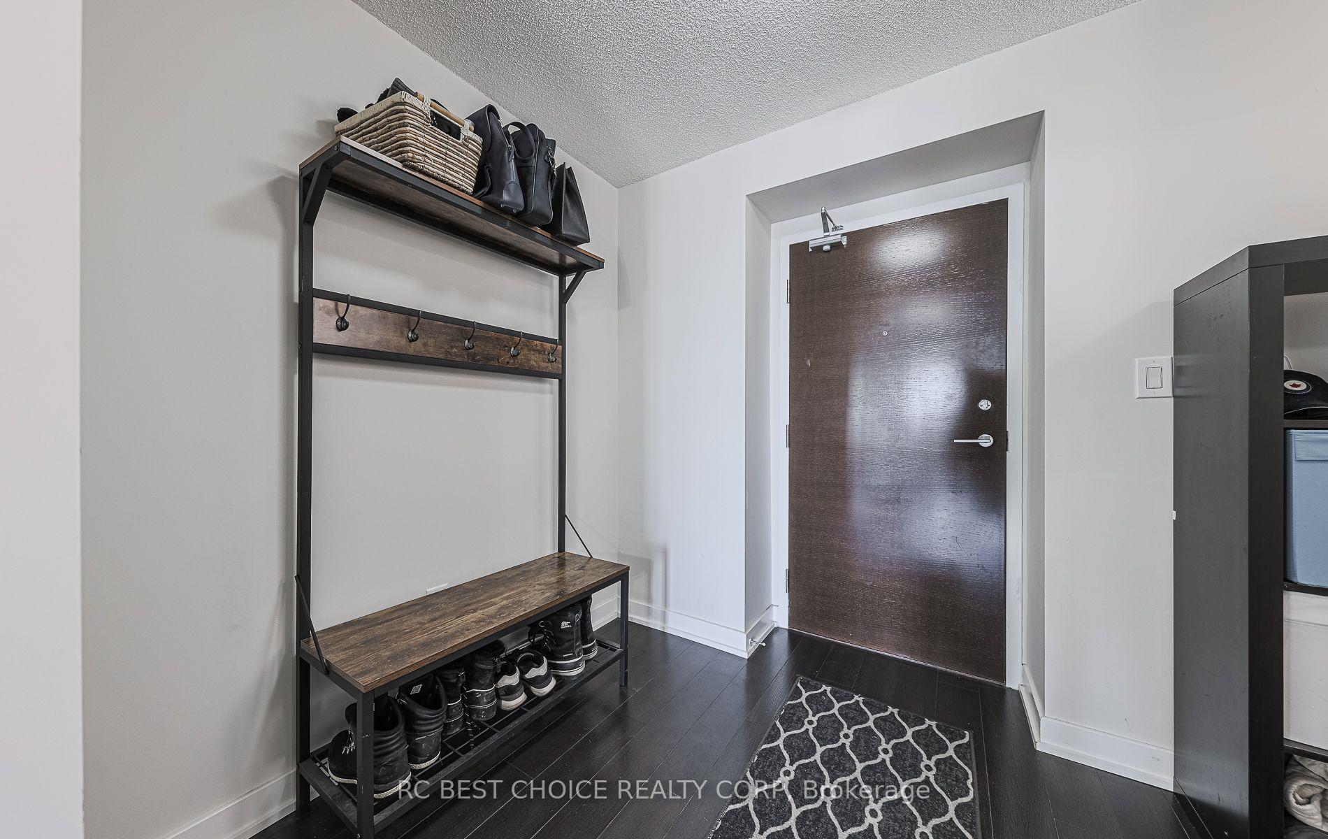 Photo 10 of Unit 1501, 21 Iceboat Terrace N, Toronto, Waterfront Communities — HOMEH
