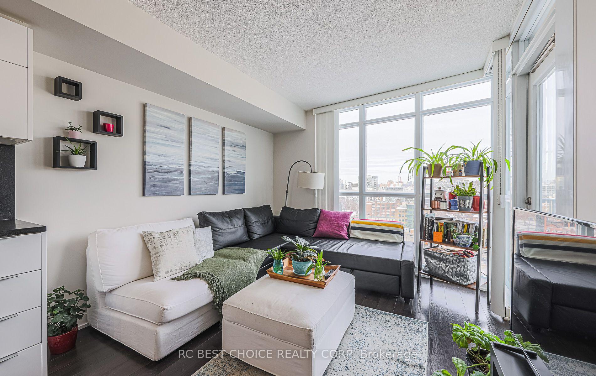 Photo 20 of Unit 1501, 21 Iceboat Terrace N, Toronto, Waterfront Communities — HOMEH