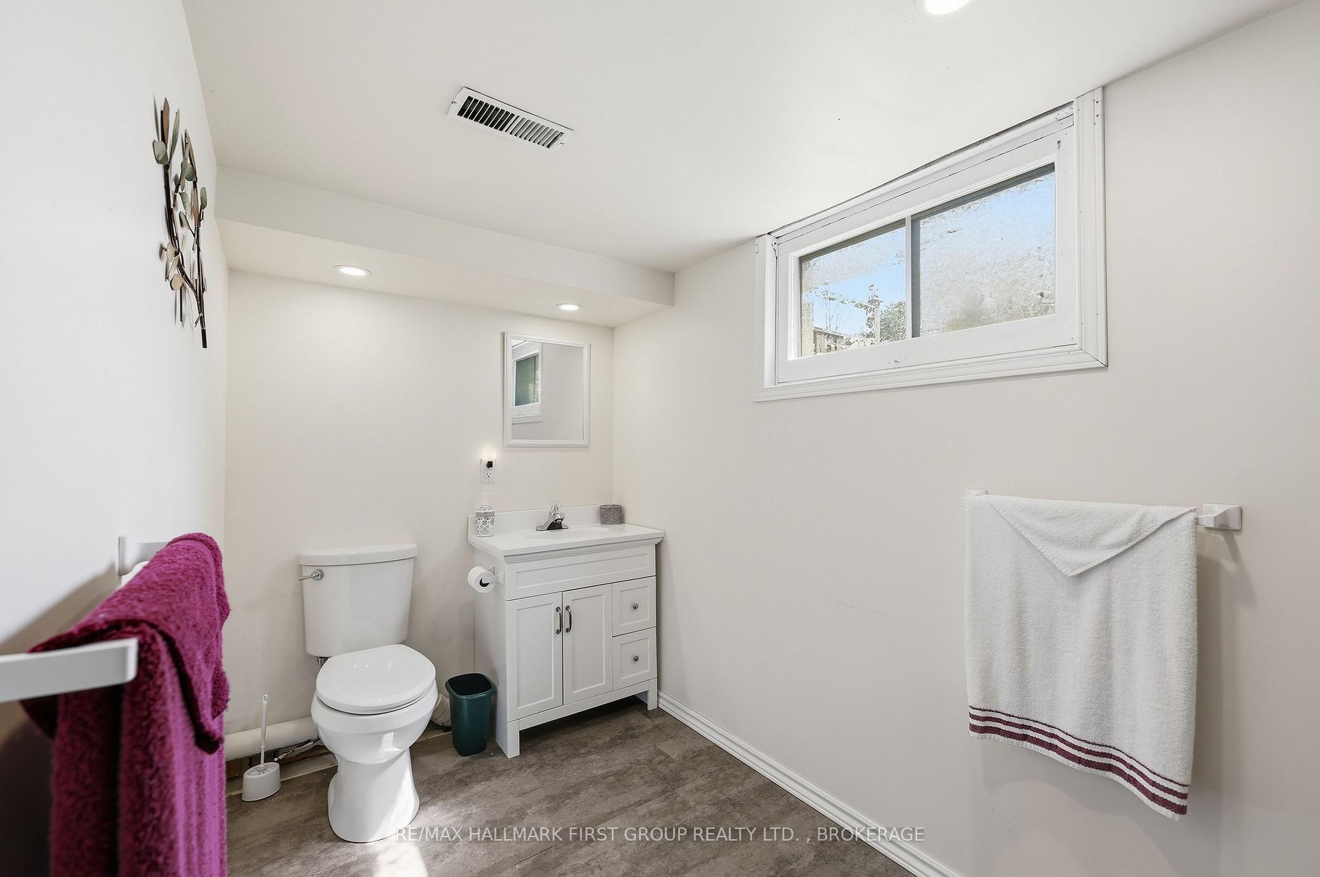 Photo 40 of 1440 Sproule Street, Kingston, City Northwest — HOMEH
