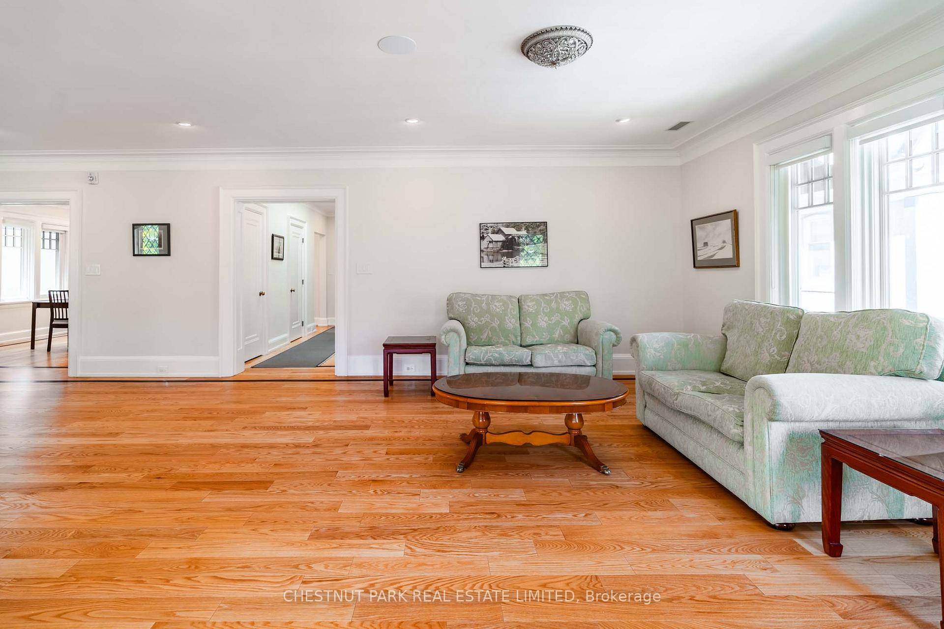 Photo 6 of 106 Rosedale Heights Drive, Toronto, Rosedale-Moore Park — HOMEH