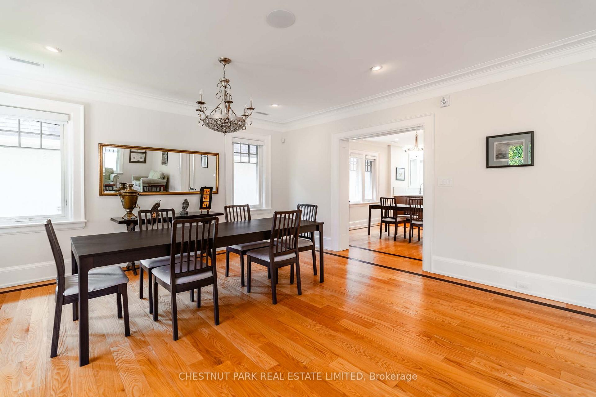 Photo 12 of 106 Rosedale Heights Drive, Toronto, Rosedale-Moore Park — HOMEH
