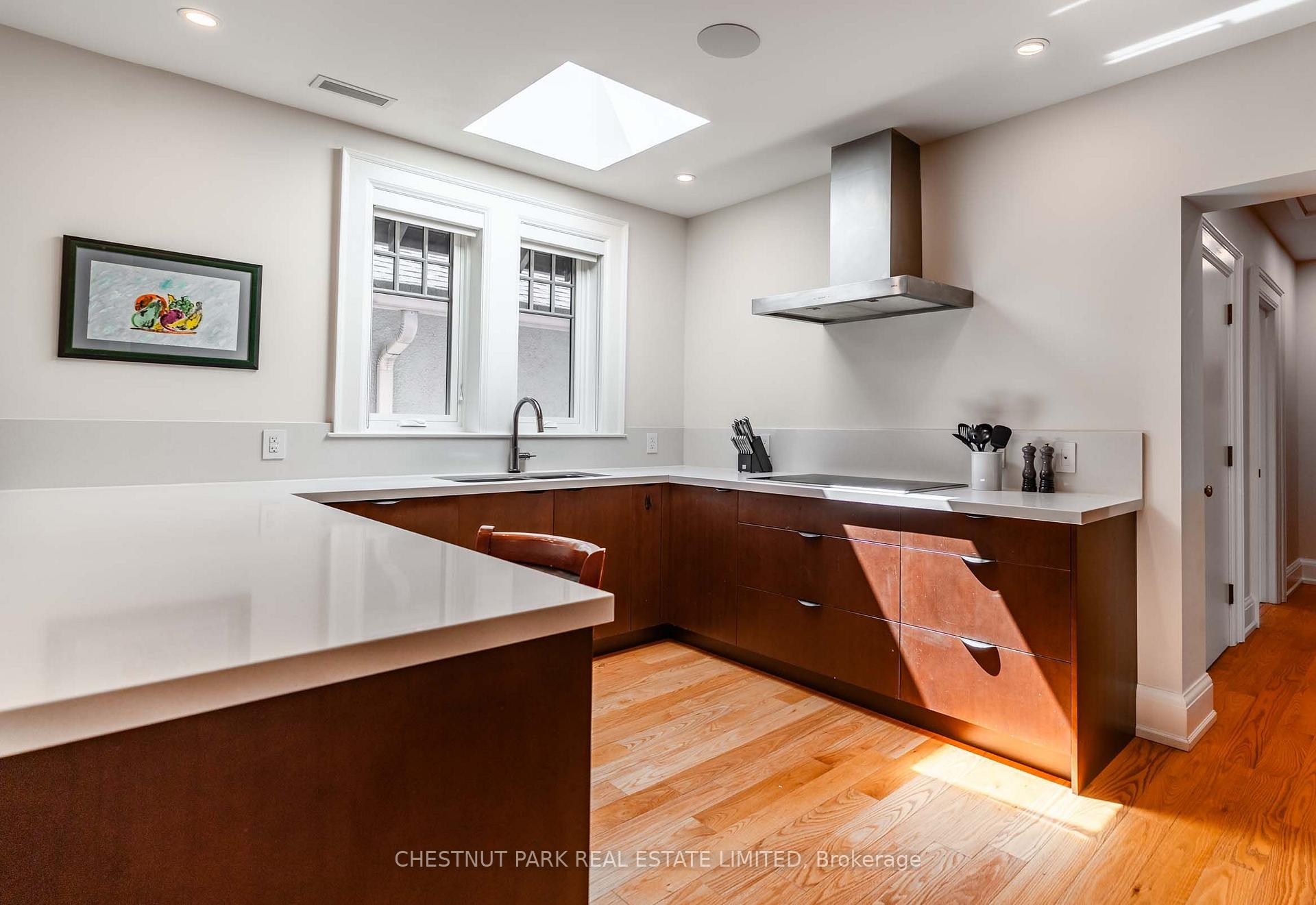 Photo 16 of 106 Rosedale Heights Drive, Toronto, Rosedale-Moore Park — HOMEH