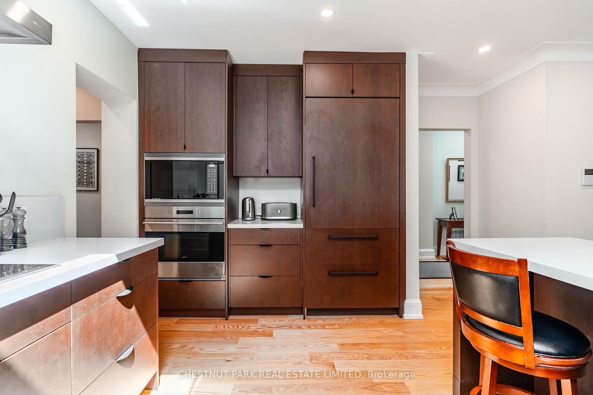 Photo 18 of 106 Rosedale Heights Drive, Toronto, Rosedale-Moore Park — HOMEH
