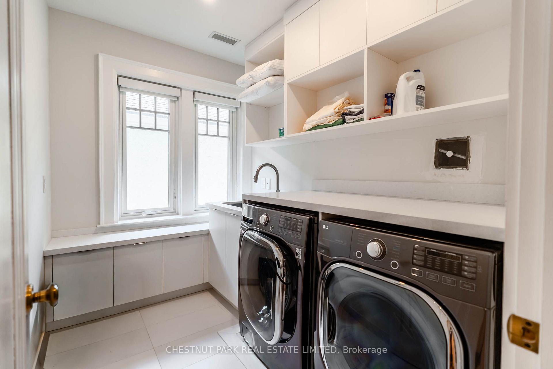 Photo 21 of 106 Rosedale Heights Drive, Toronto, Rosedale-Moore Park — HOMEH