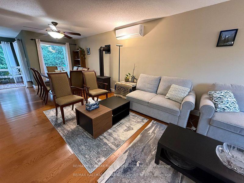 Photo 4 of 47 Metro Road S, Georgina, Keswick North — HOMEH