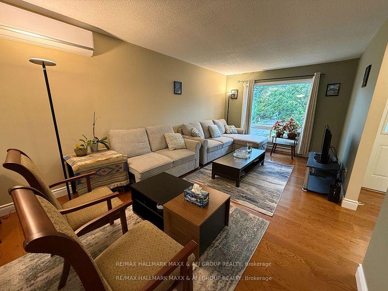 Photo 6 of 47 Metro Road S, Georgina, Keswick North — HOMEH
