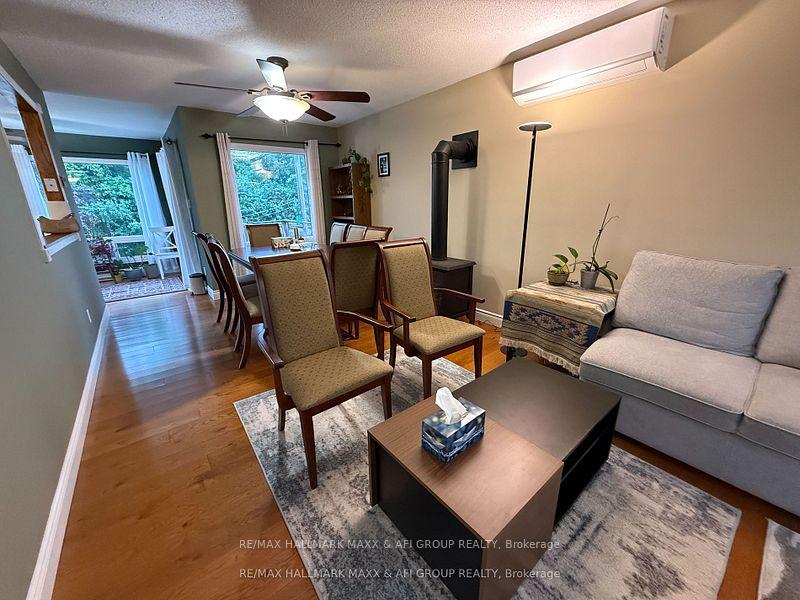 Photo 7 of 47 Metro Road S, Georgina, Keswick North — HOMEH