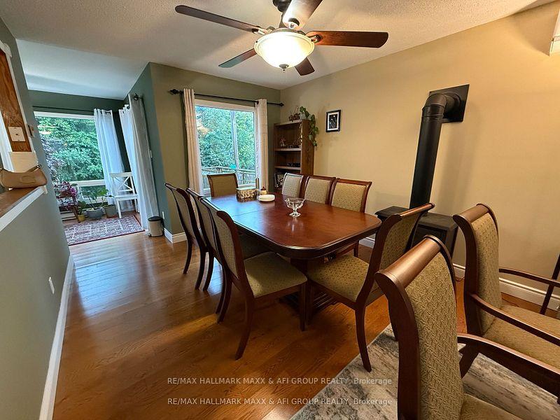 Photo 9 of 47 Metro Road S, Georgina, Keswick North — HOMEH