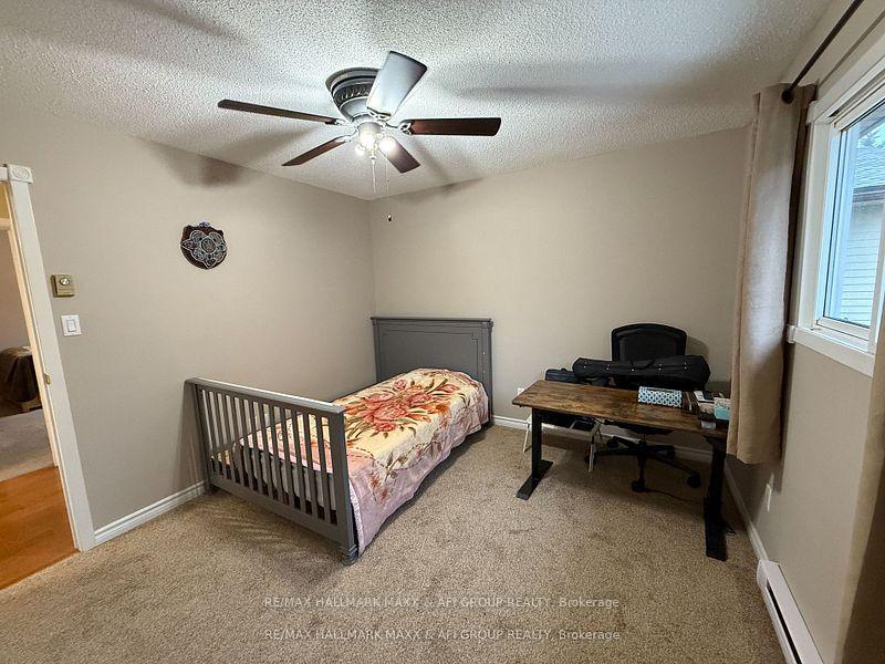 Photo 23 of 47 Metro Road S, Georgina, Keswick North — HOMEH