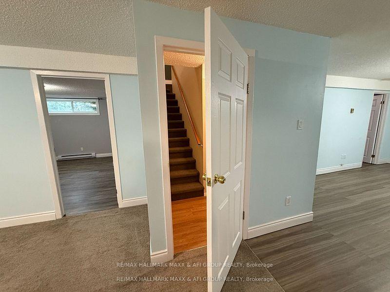 Photo 29 of 47 Metro Road S, Georgina, Keswick North — HOMEH