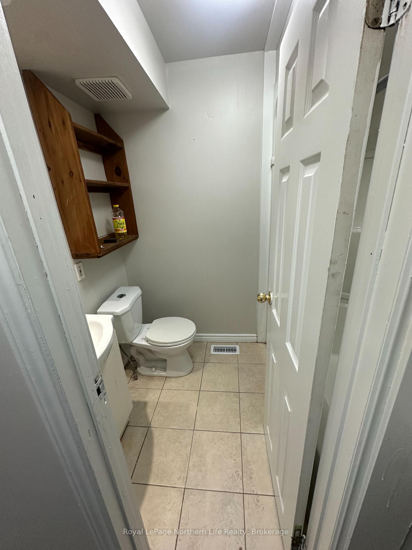 Photo 6 of Unit 1, 434 Worthington Street E, North Bay, Central — HOMEH