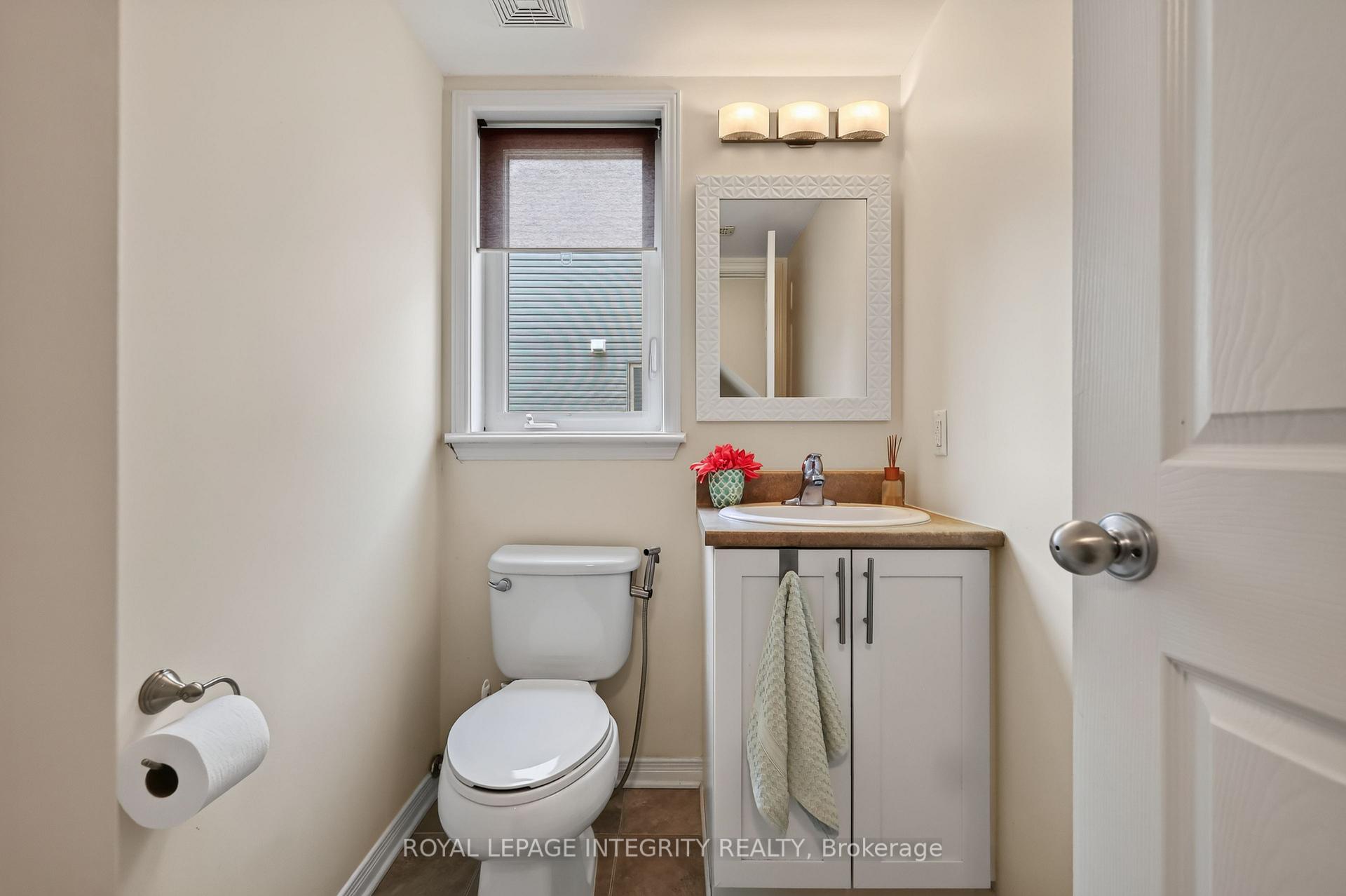 Photo 12 of 635 Reardon Private, Ottawa, Heron Gate/Industrial Park — HOMEH