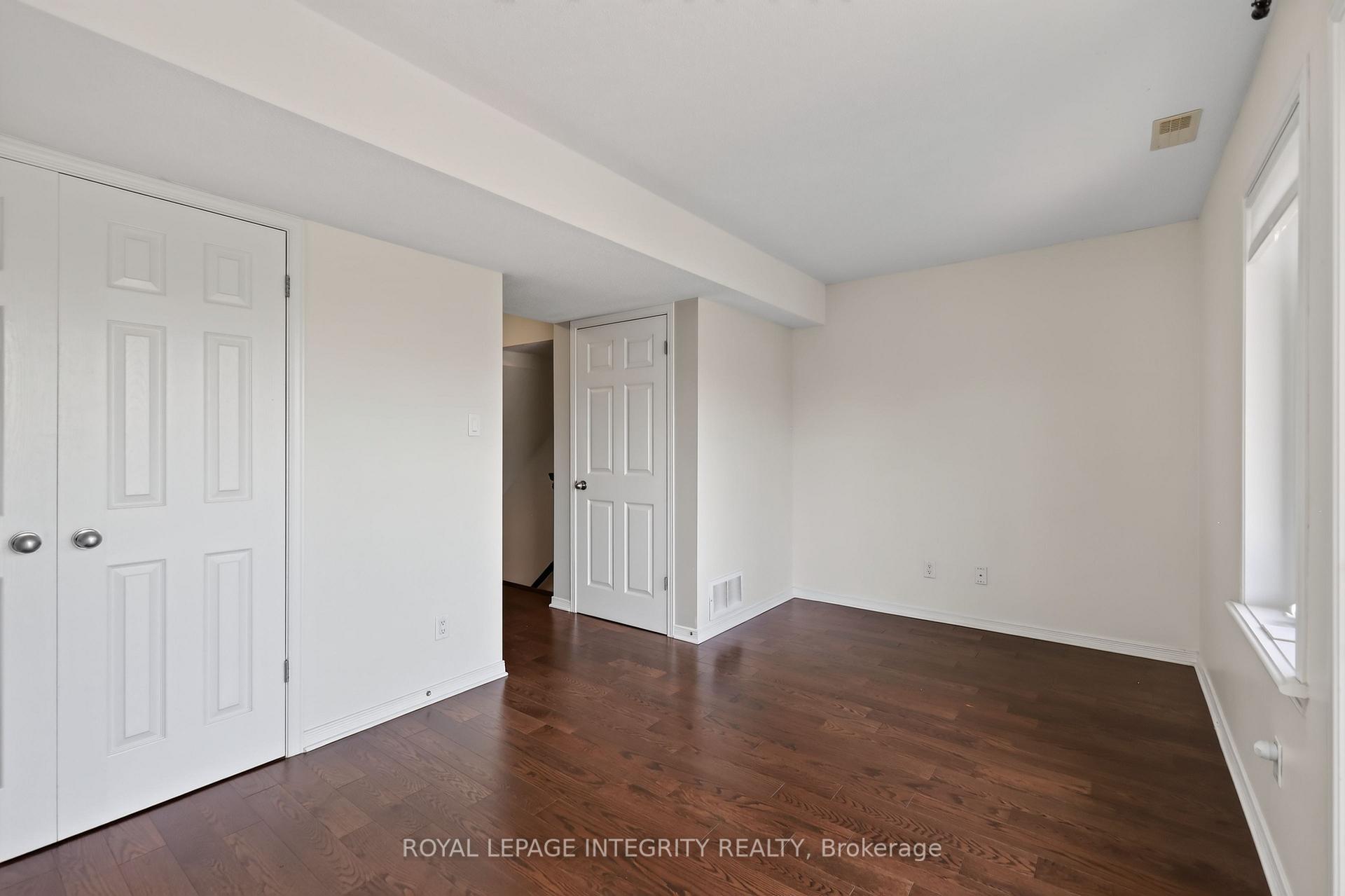 Photo 16 of 635 Reardon Private, Ottawa, Heron Gate/Industrial Park — HOMEH