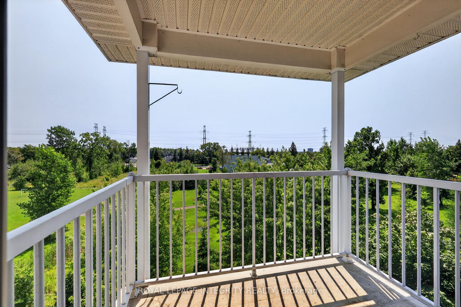 Photo 22 of 635 Reardon Private, Ottawa, Heron Gate/Industrial Park — HOMEH