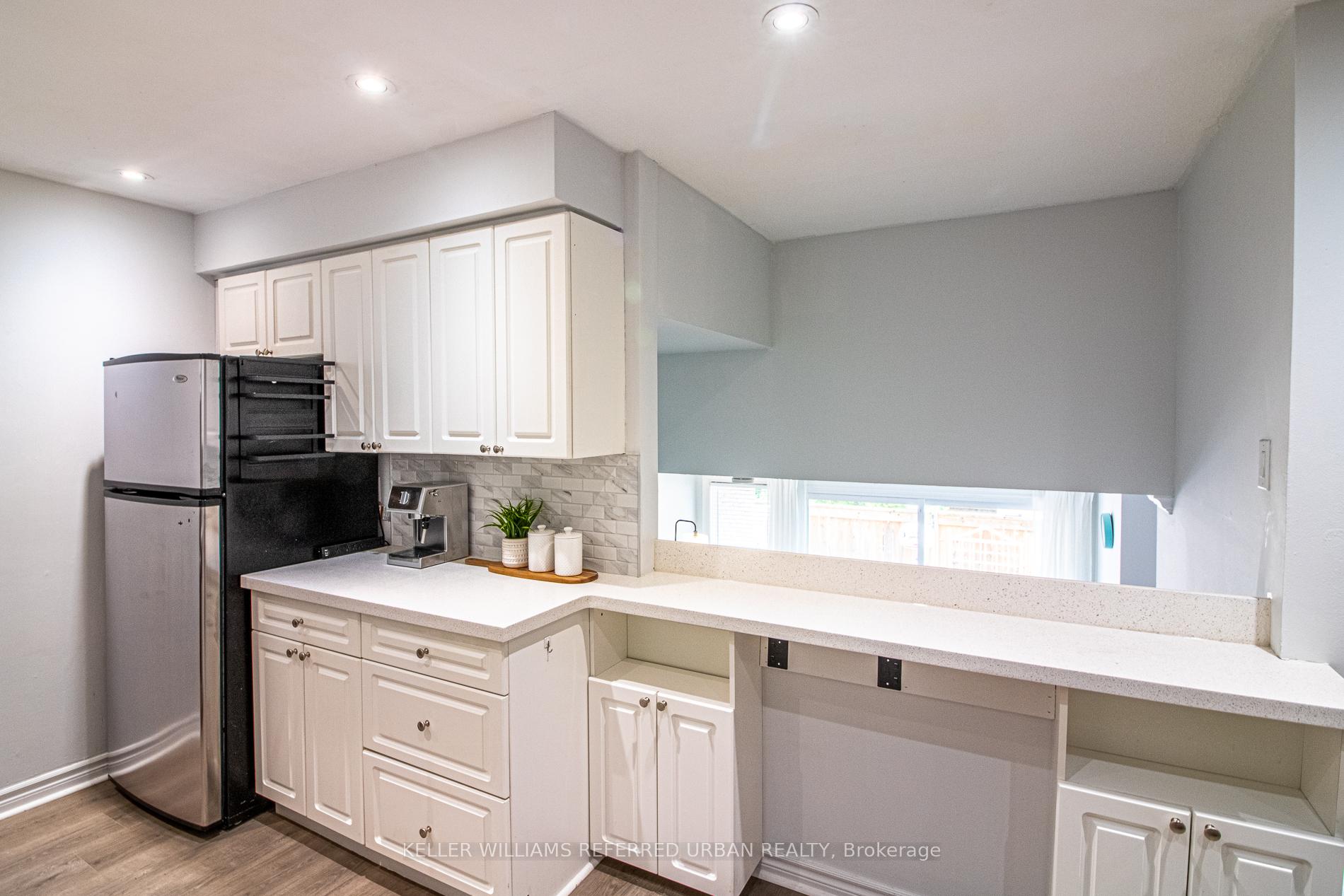 Photo 14 of 60 Springfair Avenue, Aurora, Aurora Village — HOMEH