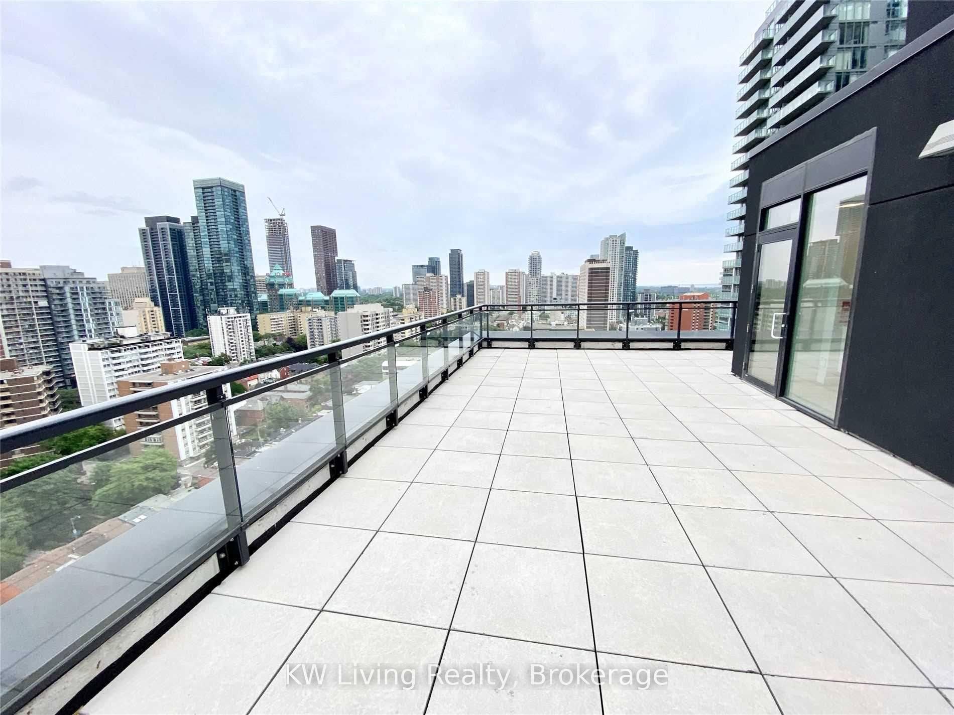 Photo 6 of Unit 501, 17 Dundonald Street, Toronto, Church-Yonge Corridor — HOMEH