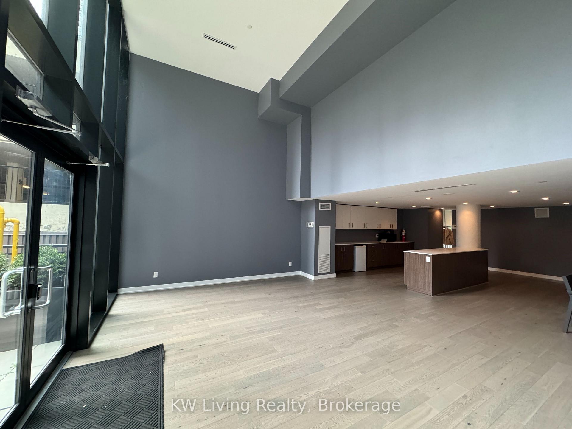 Photo 7 of Unit 501, 17 Dundonald Street, Toronto, Church-Yonge Corridor — HOMEH