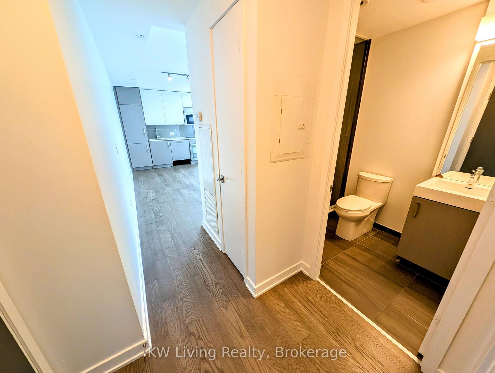 Photo 16 of Unit 501, 17 Dundonald Street, Toronto, Church-Yonge Corridor — HOMEH