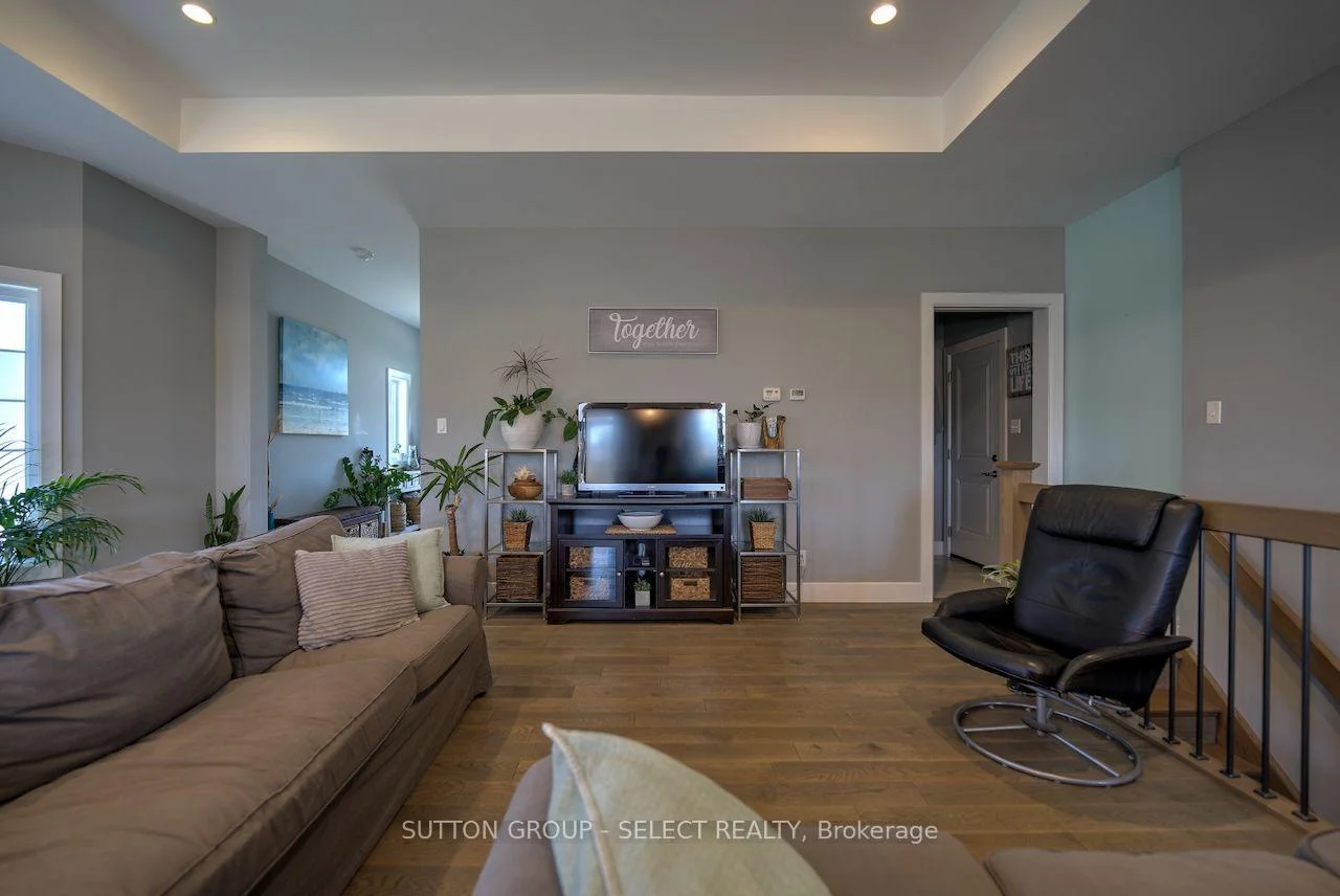 Photo 37 of 4 Brooklawn Drive, Lambton Shores, Grand Bend — HOMEH