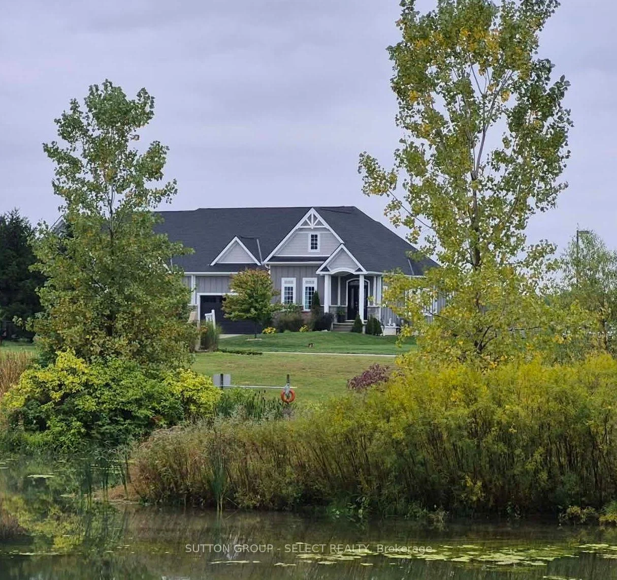 Photo 11 of 4 Brooklawn Drive, Lambton Shores, Grand Bend — HOMEH