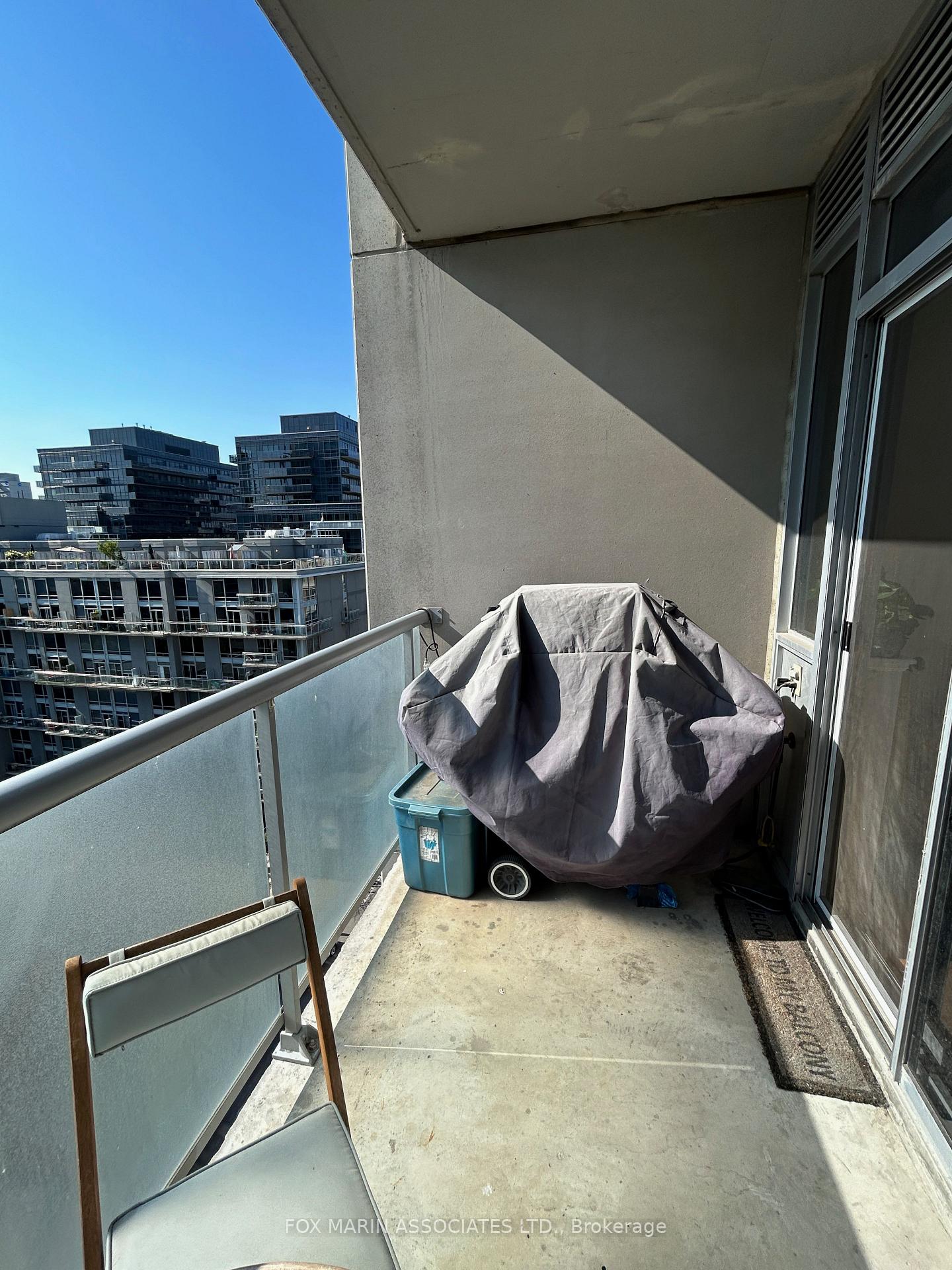 Photo 11 of Unit 1022, 1 Shaw Street, Toronto, Niagara — HOMEH