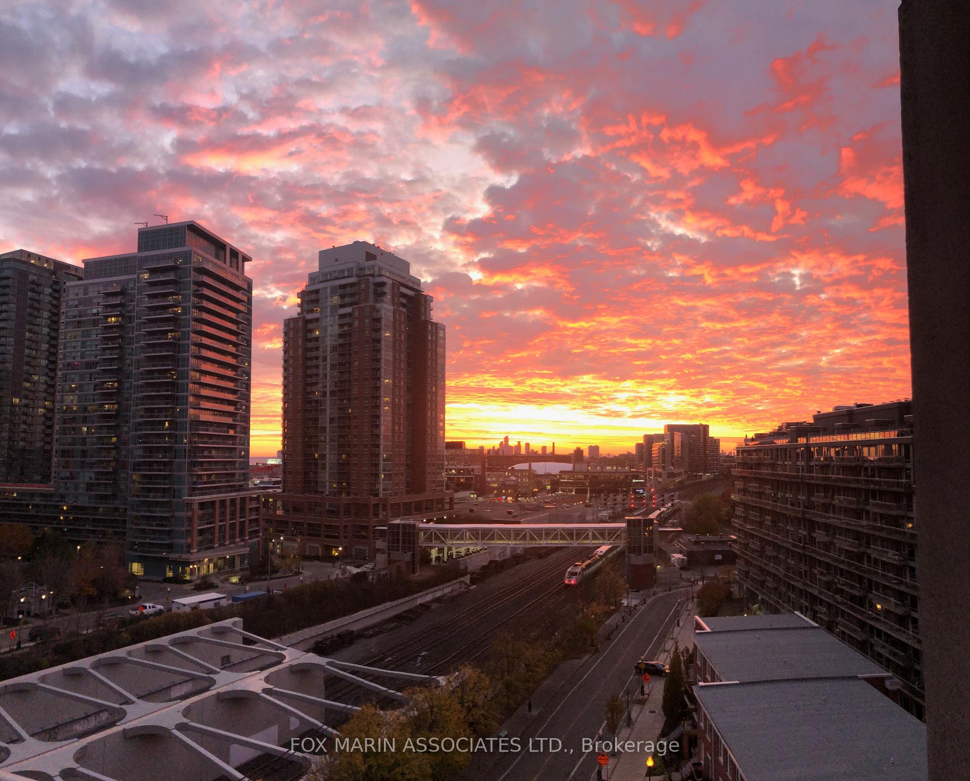 Photo 12 of Unit 1022, 1 Shaw Street, Toronto, Niagara — HOMEH