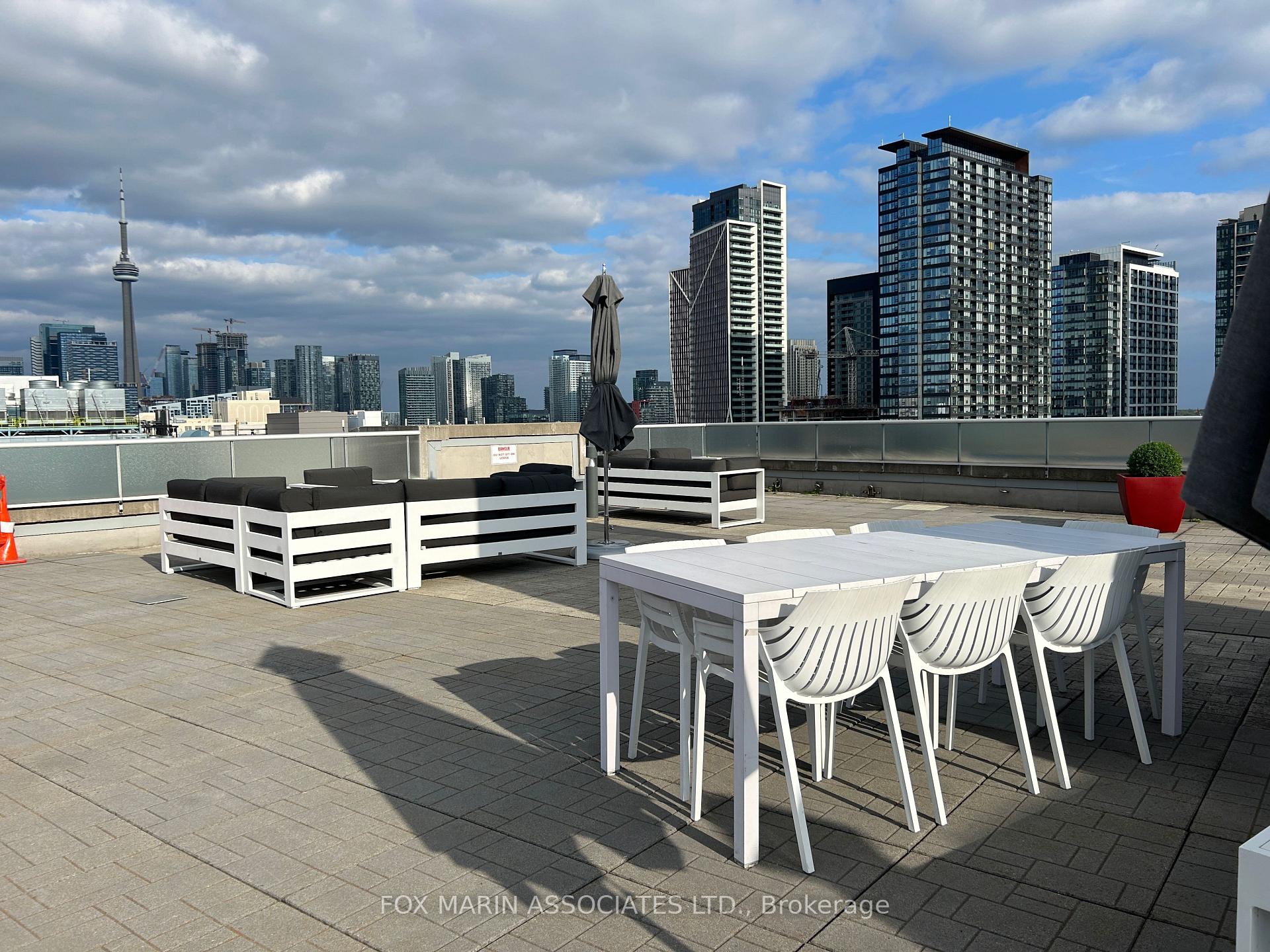 Photo 13 of Unit 1022, 1 Shaw Street, Toronto, Niagara — HOMEH