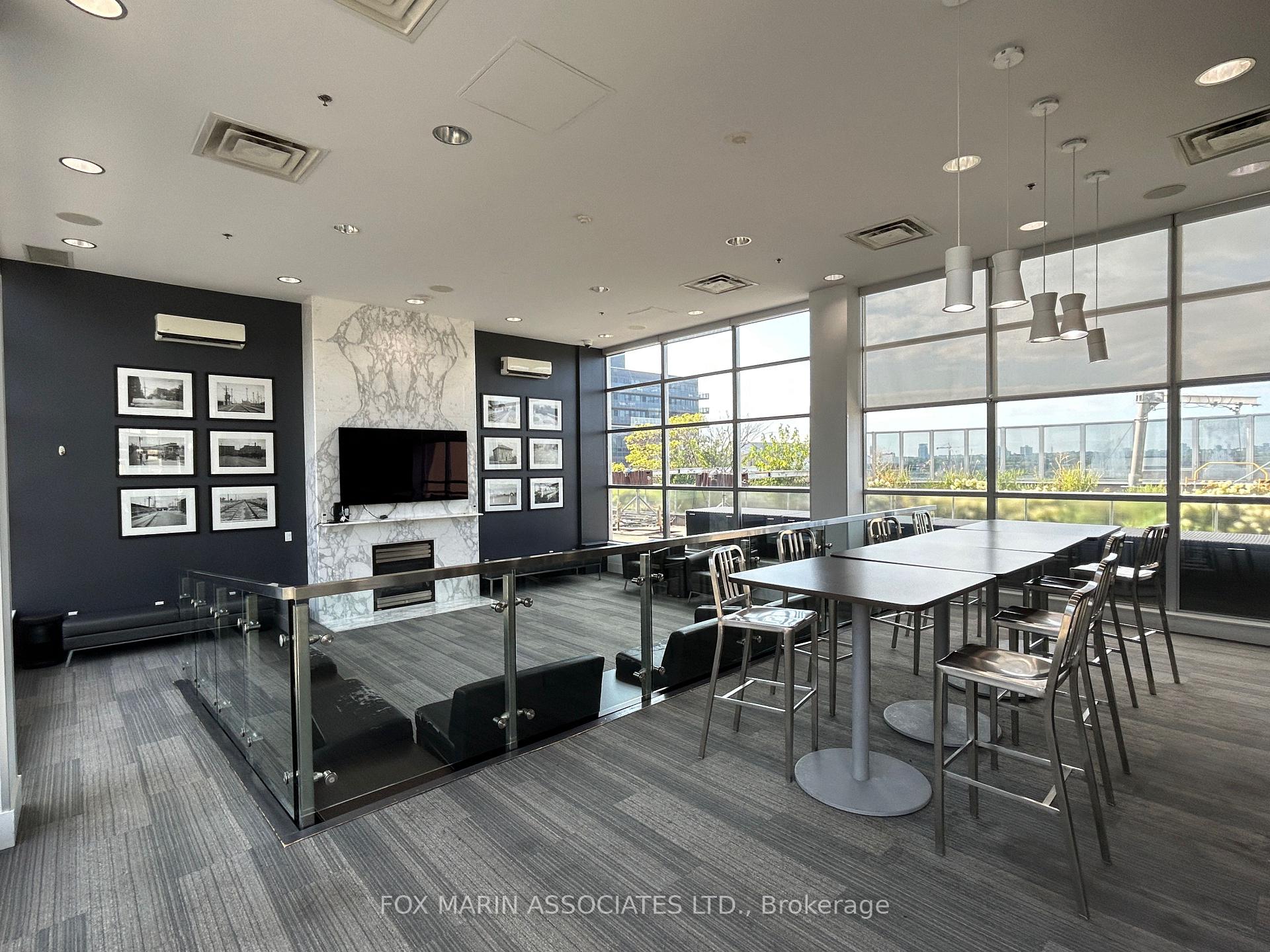 Photo 17 of Unit 1022, 1 Shaw Street, Toronto, Niagara — HOMEH