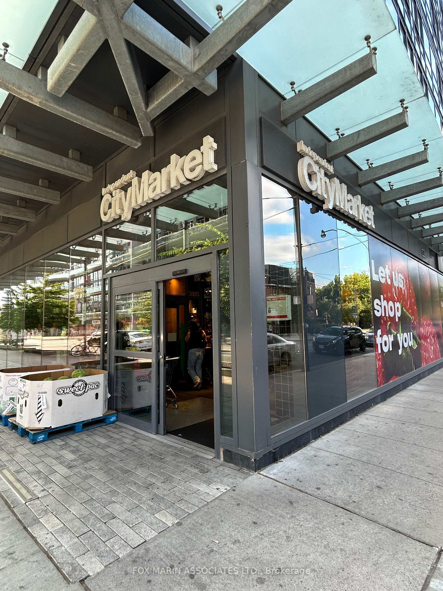 Photo 18 of Unit 1022, 1 Shaw Street, Toronto, Niagara — HOMEH