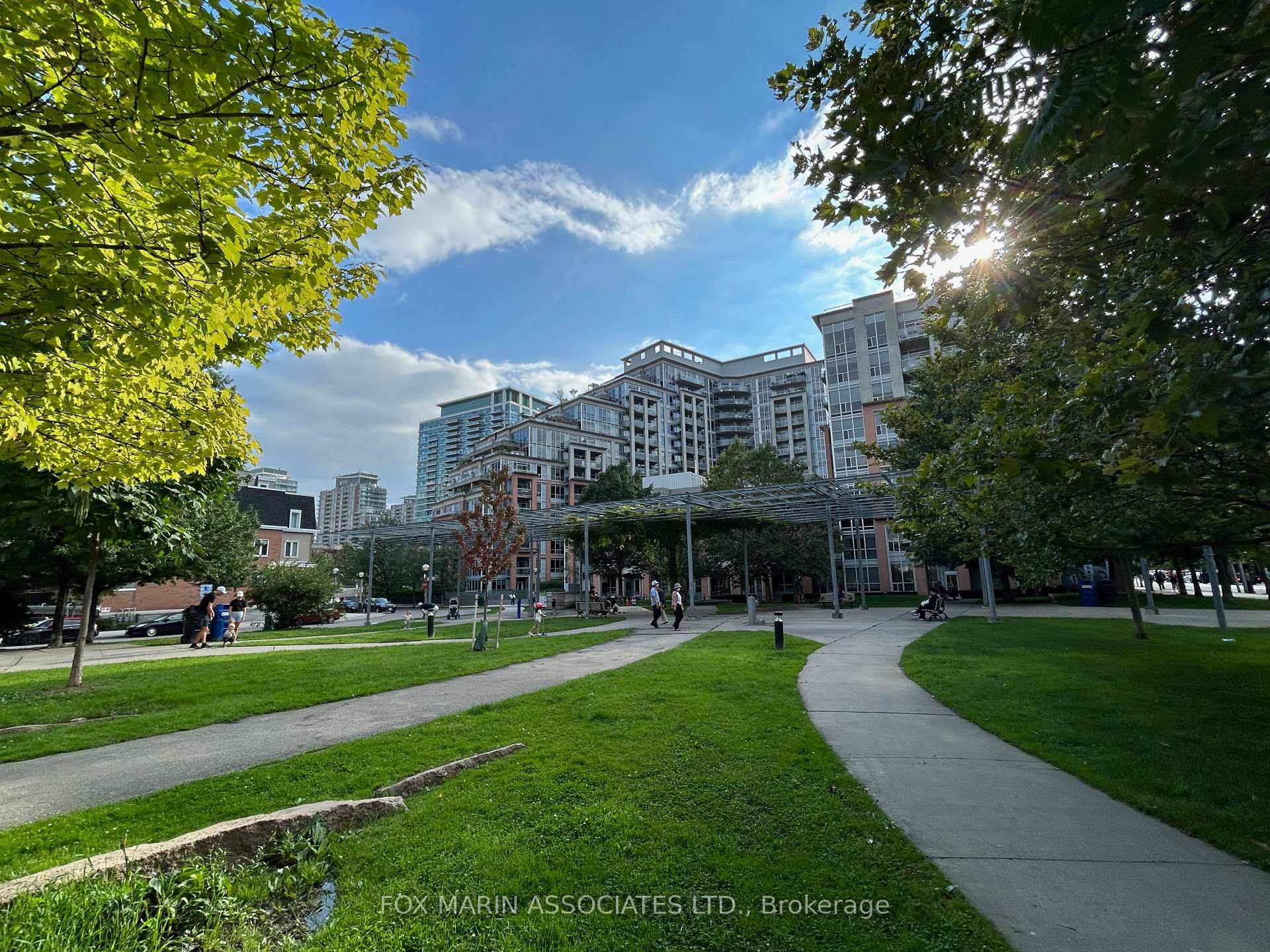 Photo 19 of Unit 1022, 1 Shaw Street, Toronto, Niagara — HOMEH