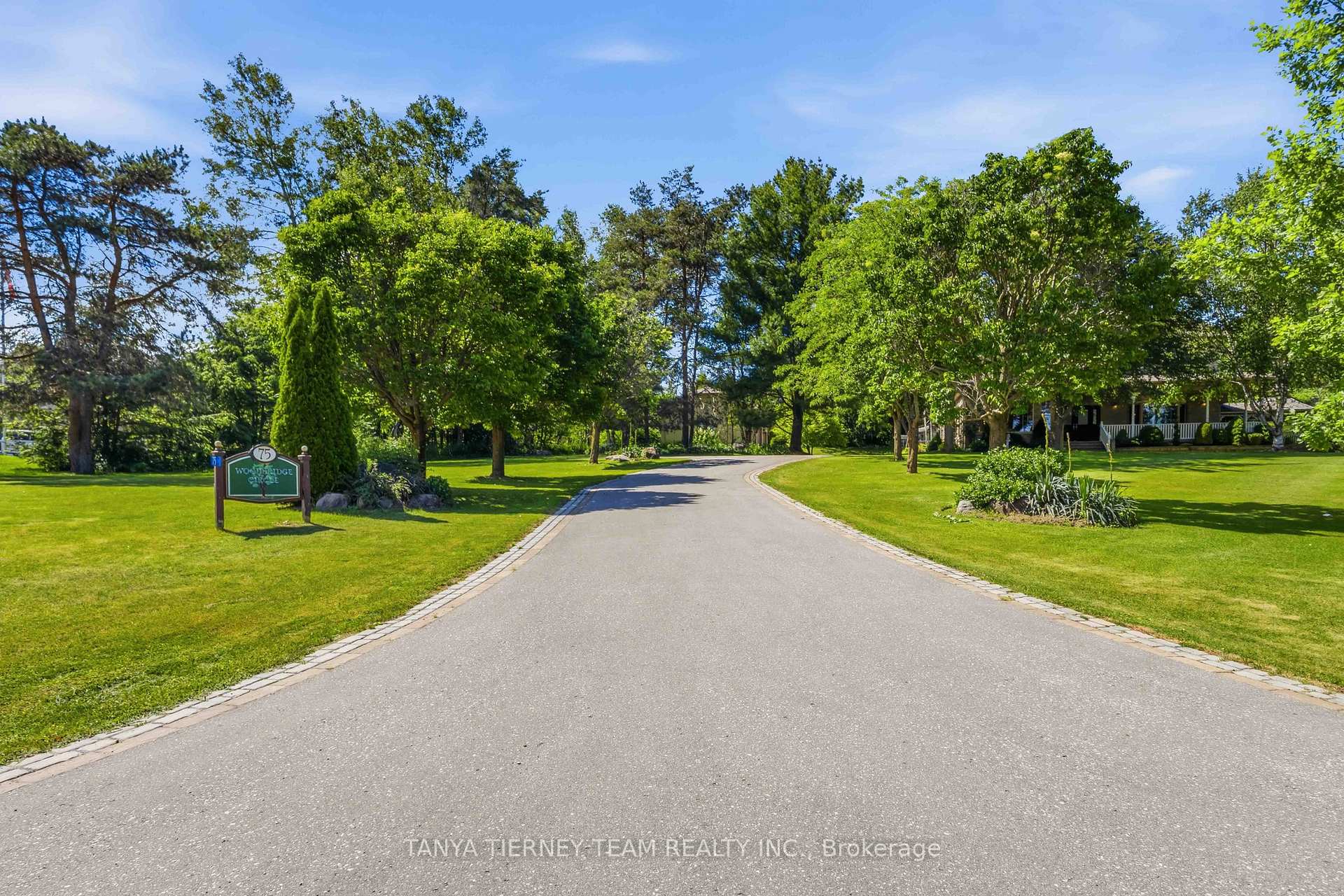 Photo 3 of 75 Woodbridge Circle, Scugog, Rural Scugog — HOMEH