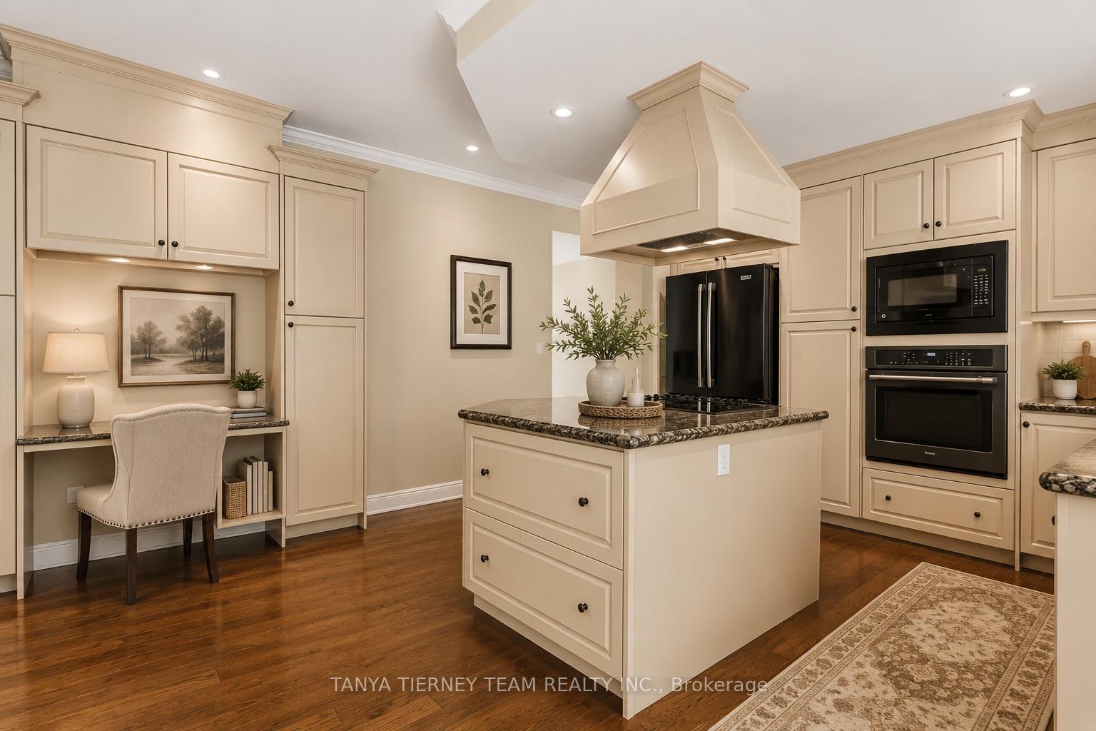 Photo 17 of 75 Woodbridge Circle, Scugog, Rural Scugog — HOMEH