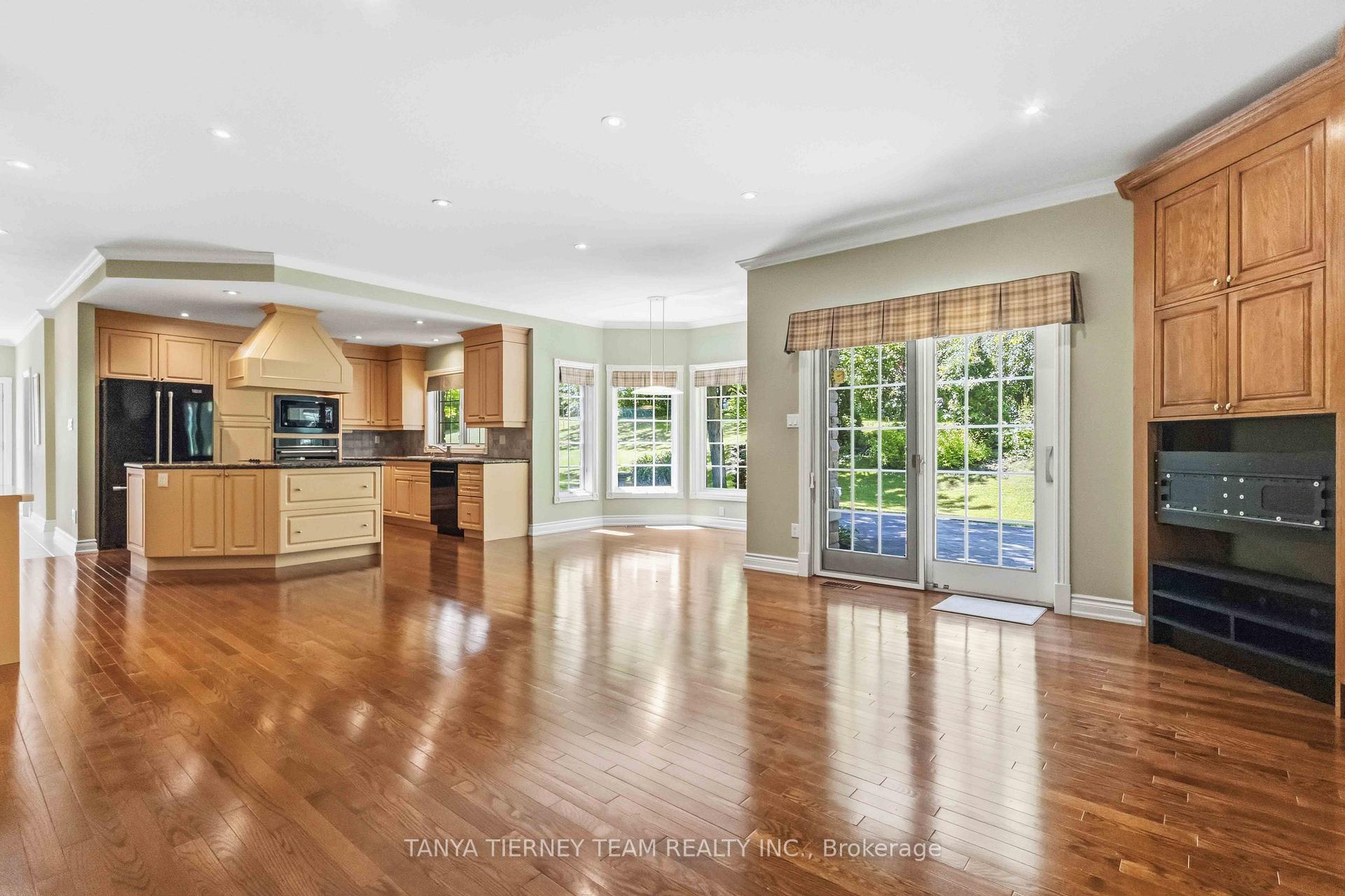 Photo 21 of 75 Woodbridge Circle, Scugog, Rural Scugog — HOMEH