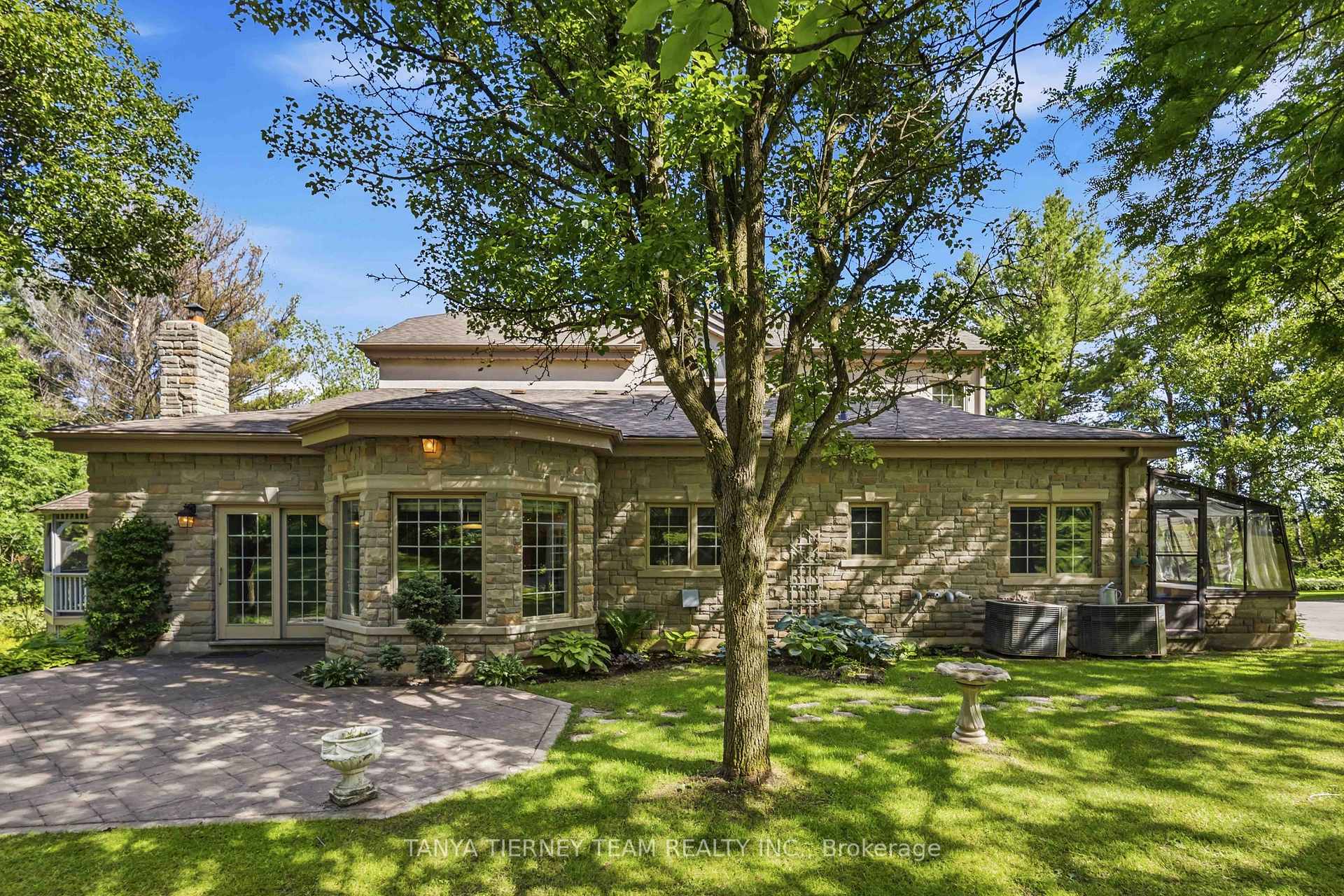 Photo 36 of 75 Woodbridge Circle, Scugog, Rural Scugog — HOMEH
