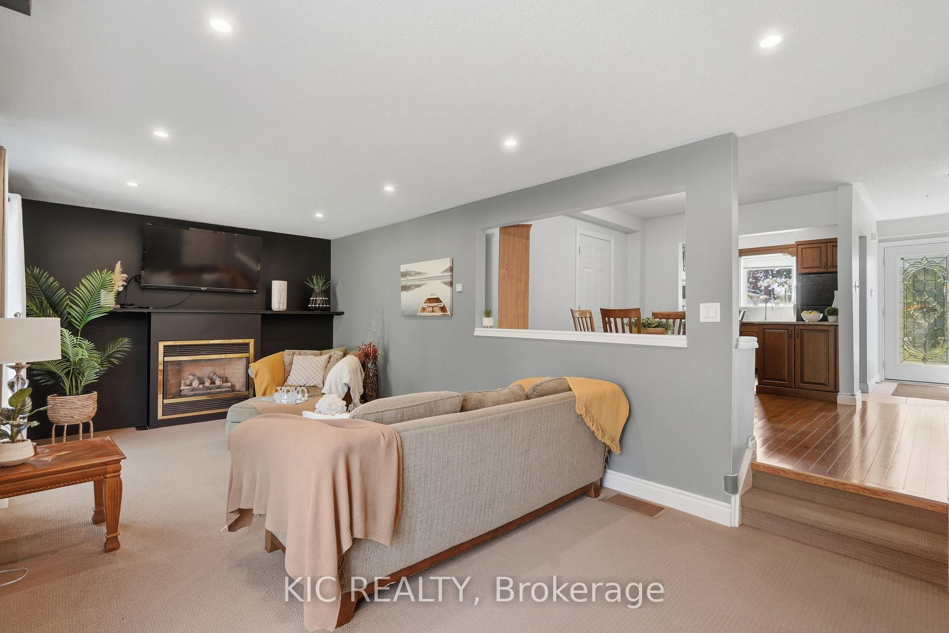 Photo 11 of 320 Centre Street, Shelburne — HOMEH