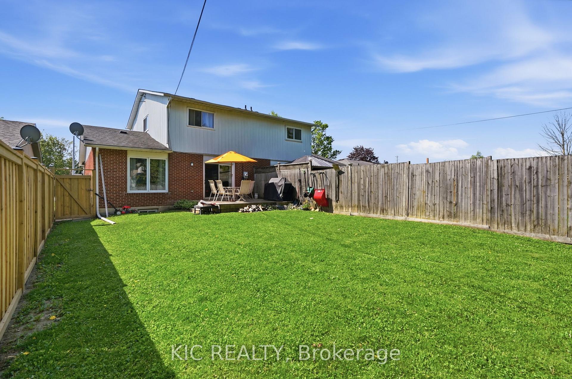 Photo 15 of 320 Centre Street, Shelburne — HOMEH