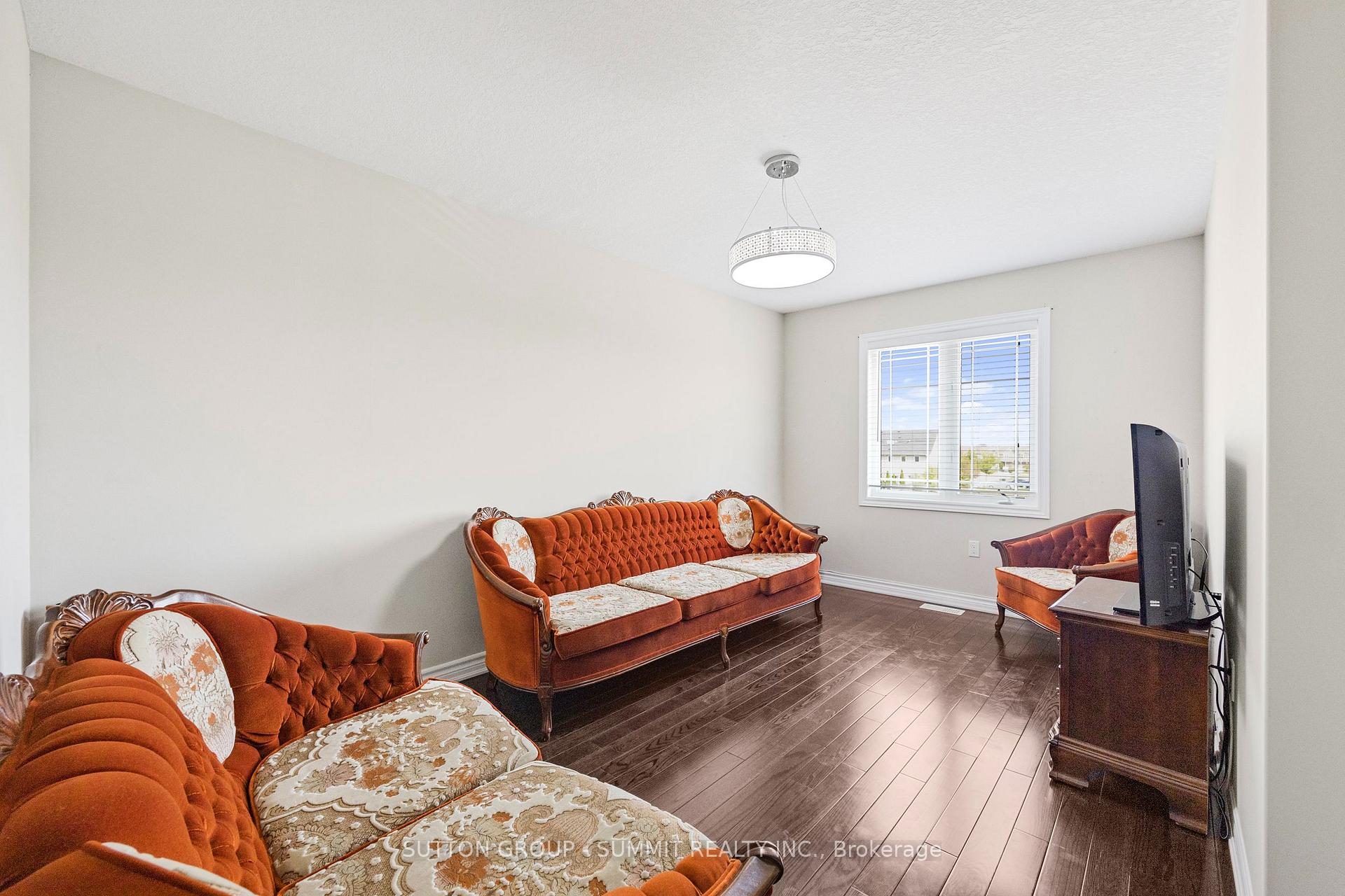 Photo 21 of 238 King Street S, New Tecumseth, Alliston — HOMEH