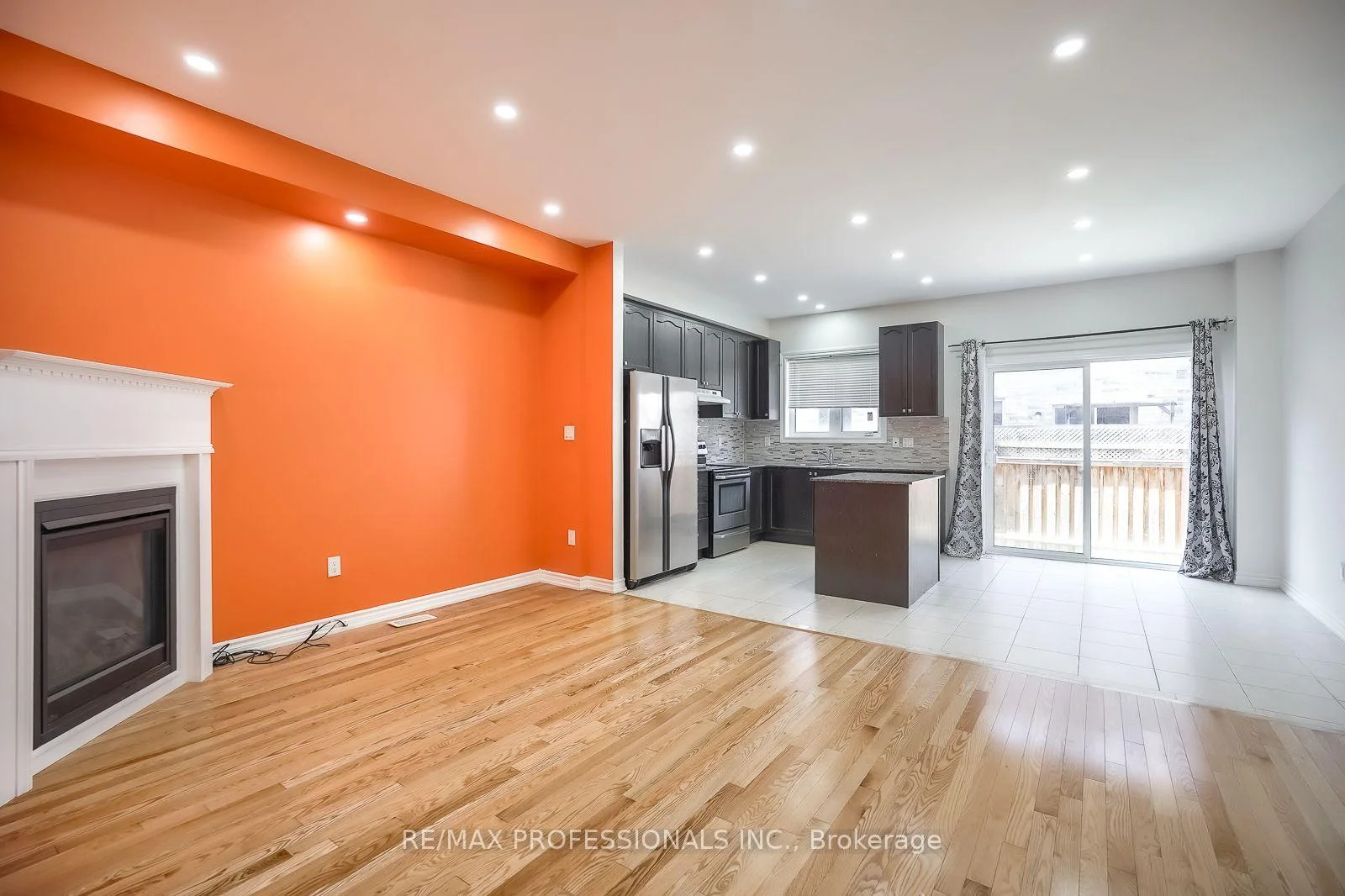 Photo 14 of 13 Yately Street, Brampton, Northwest Brampton — HOMEH