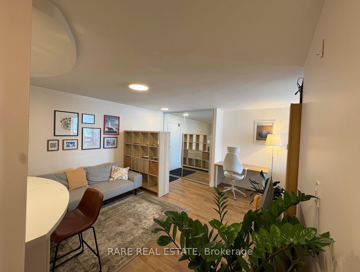 Photo 1 of Unit 704, 105 McCaul Street, Toronto, Kensington-Chinatown — HOMEH
