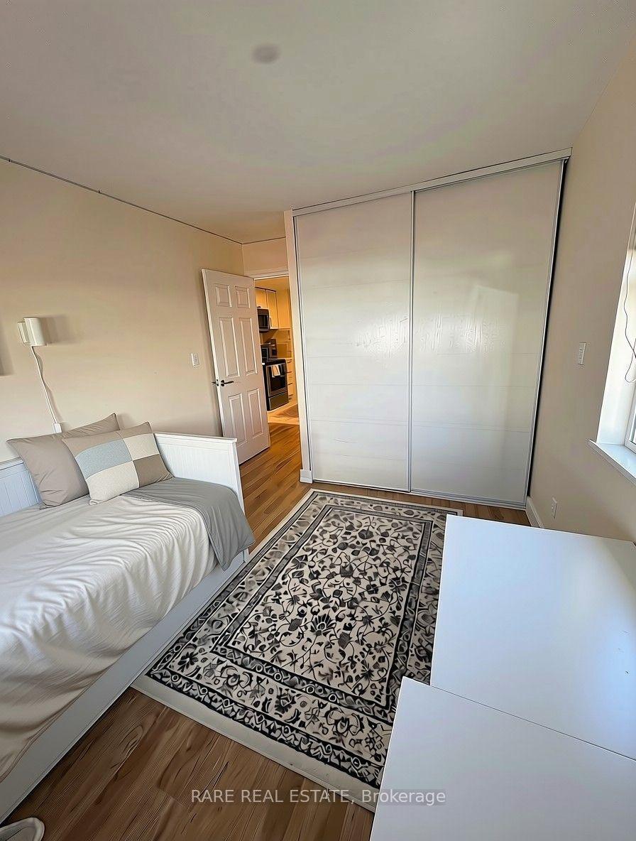 Photo 10 of Unit 704, 105 McCaul Street, Toronto, Kensington-Chinatown — HOMEH