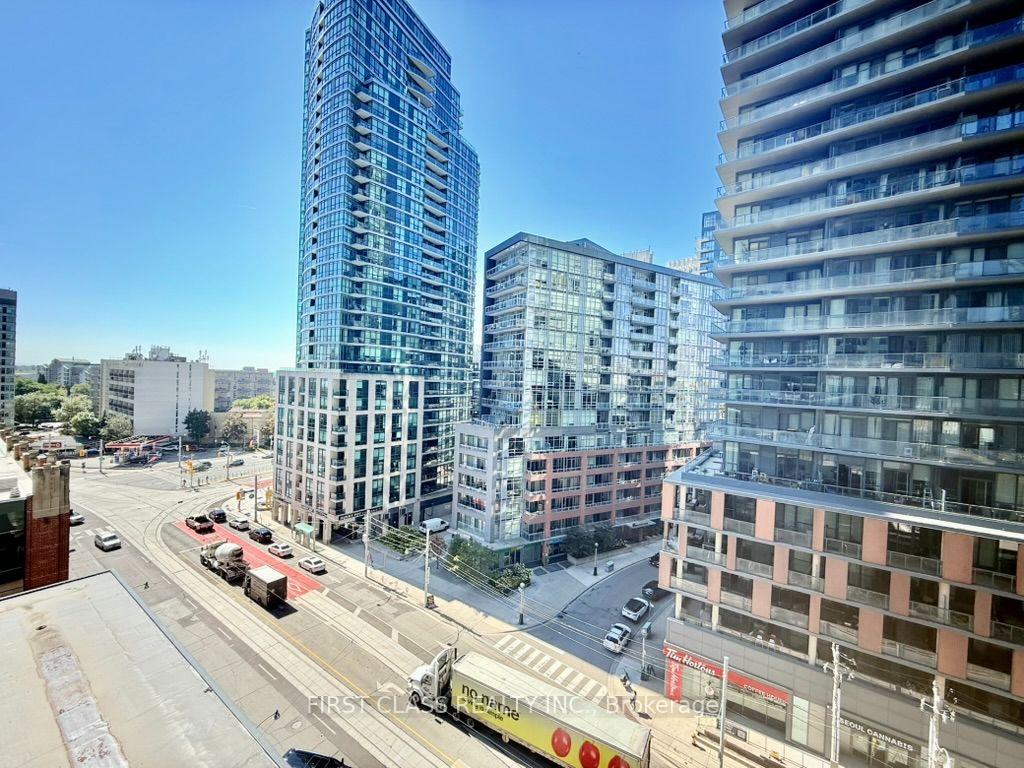 Front of Unit 902, 19 Bathurst Street