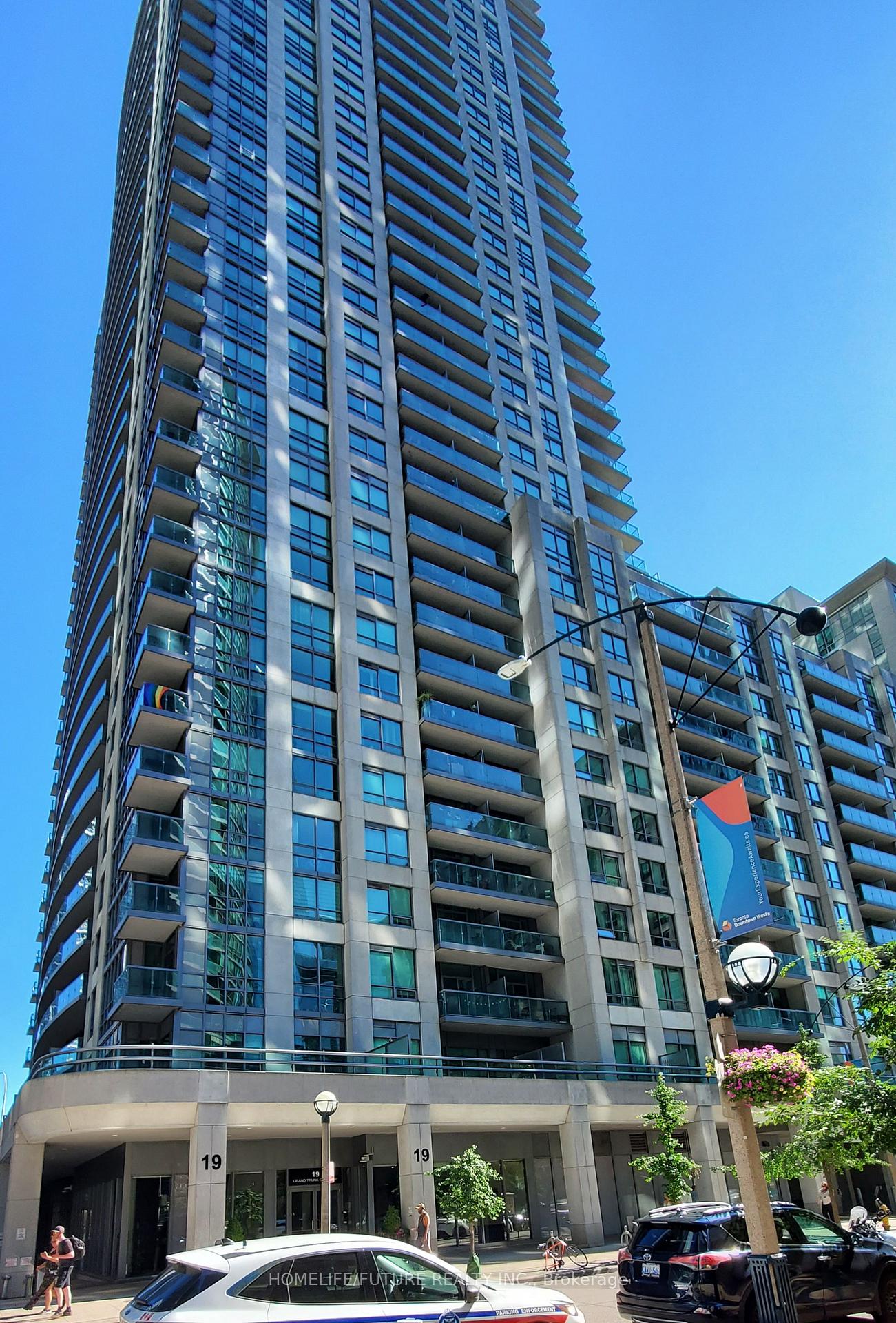 Photo 1 of Unit 1109, 19 Grand Trunk Crescent, Toronto, Waterfront Communities — HOMEH