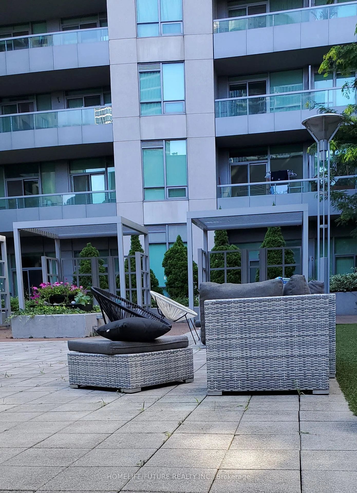Photo 14 of Unit 1109, 19 Grand Trunk Crescent, Toronto, Waterfront Communities — HOMEH
