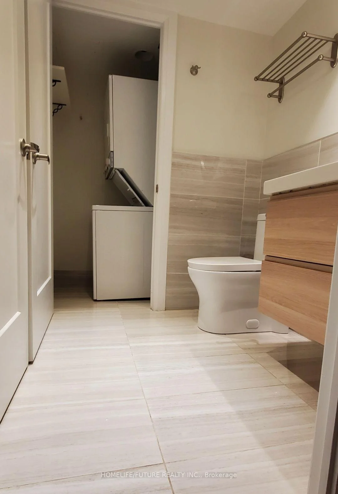 Photo 23 of Unit 1109, 19 Grand Trunk Crescent, Toronto, Waterfront Communities — HOMEH