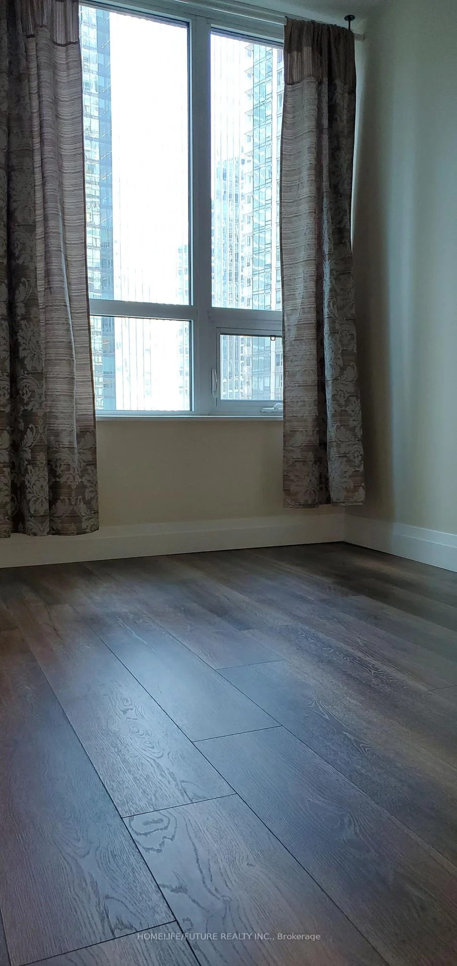 Photo 24 of Unit 1109, 19 Grand Trunk Crescent, Toronto, Waterfront Communities — HOMEH