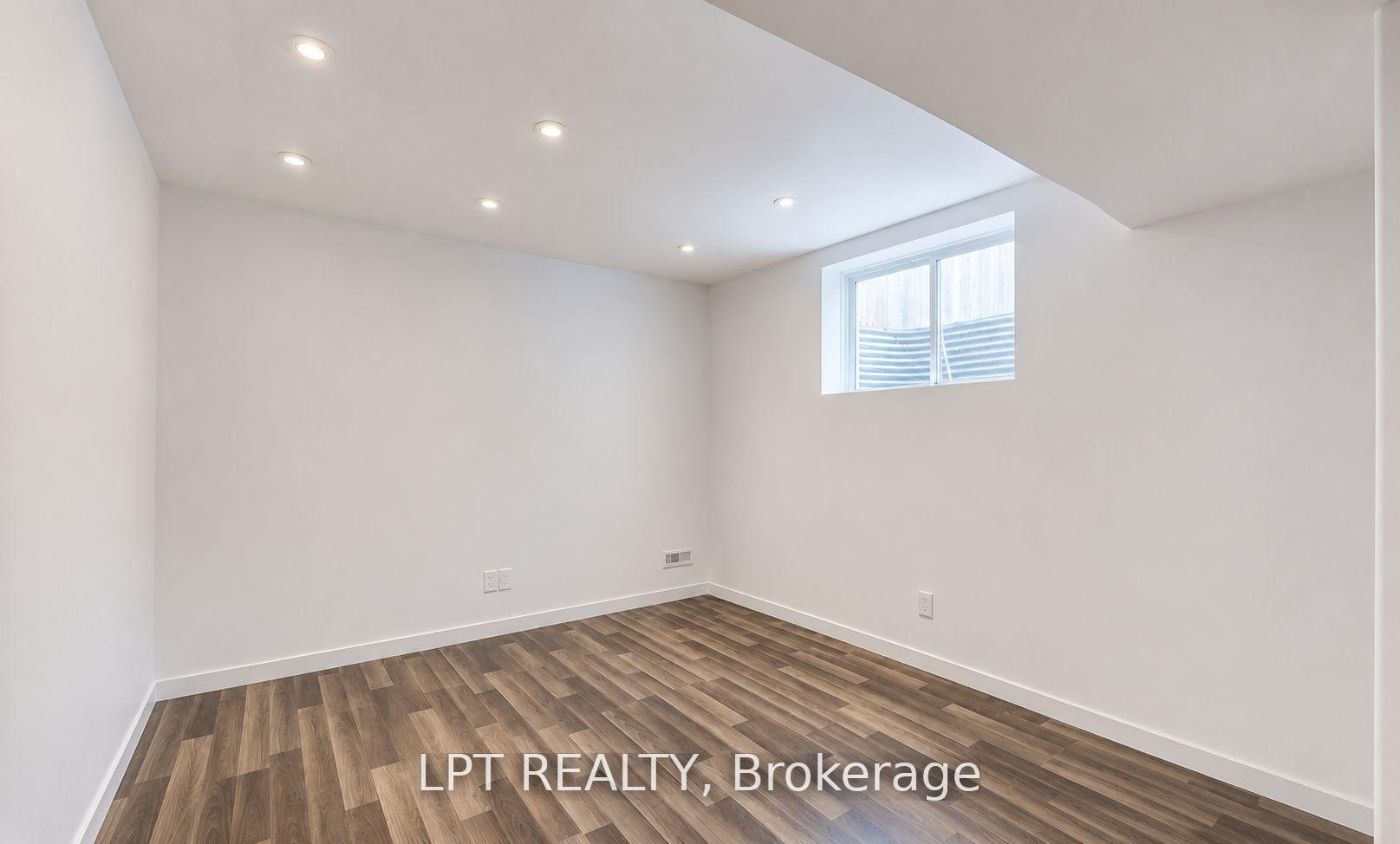 Photo 12 of 795 Freeport Street, London, North E — HOMEH